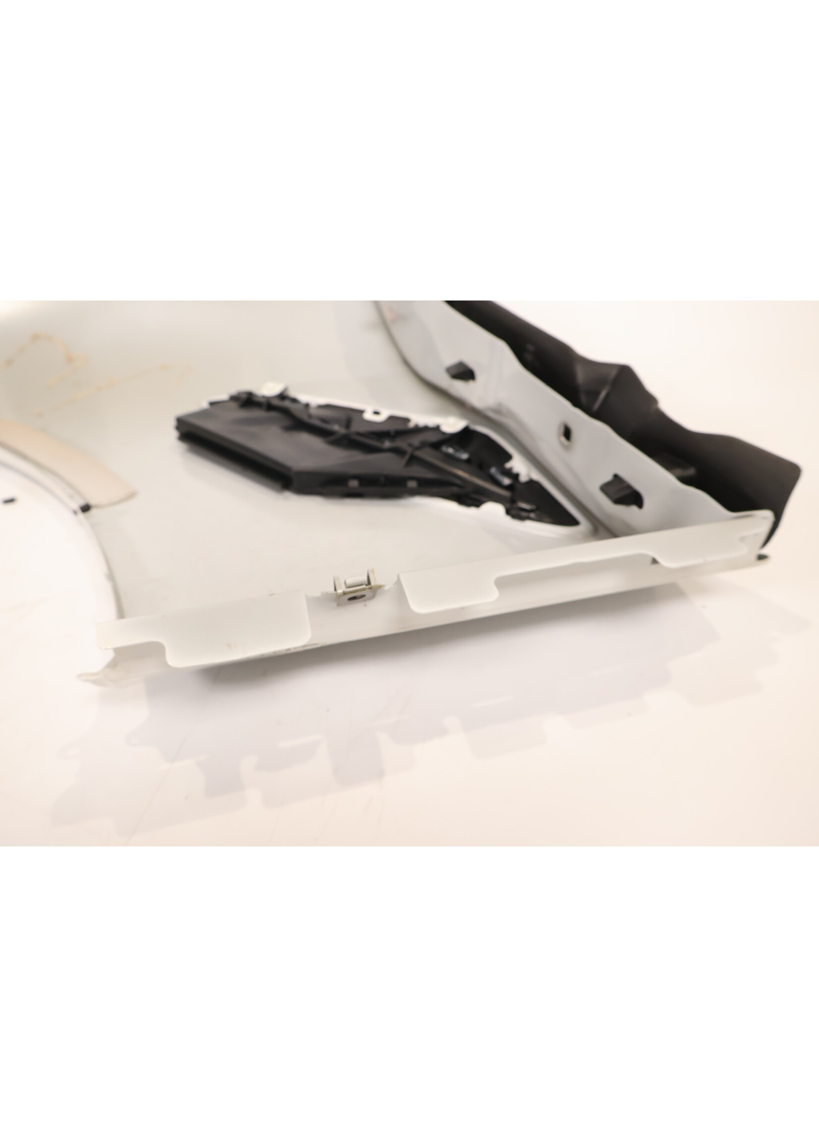 BMW BMW 8 Series G14 G15 G16 Side panel M complete front right 41009491430 9491430