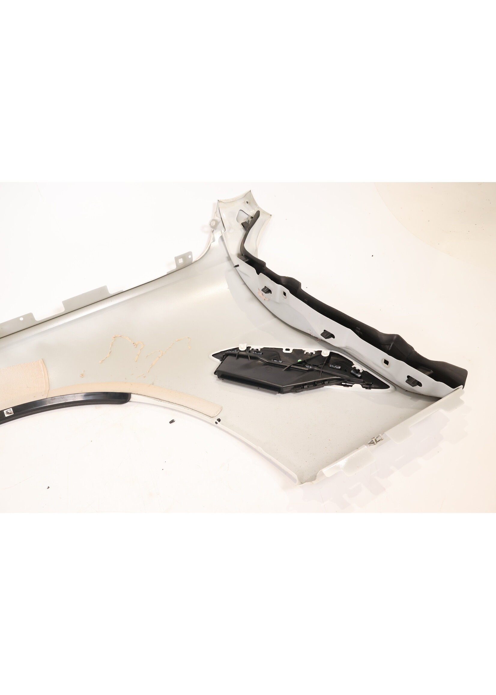BMW BMW 8er G14 G15 G16 Seitenteil M Paket komplett vorne rechts 41009491430 9491430