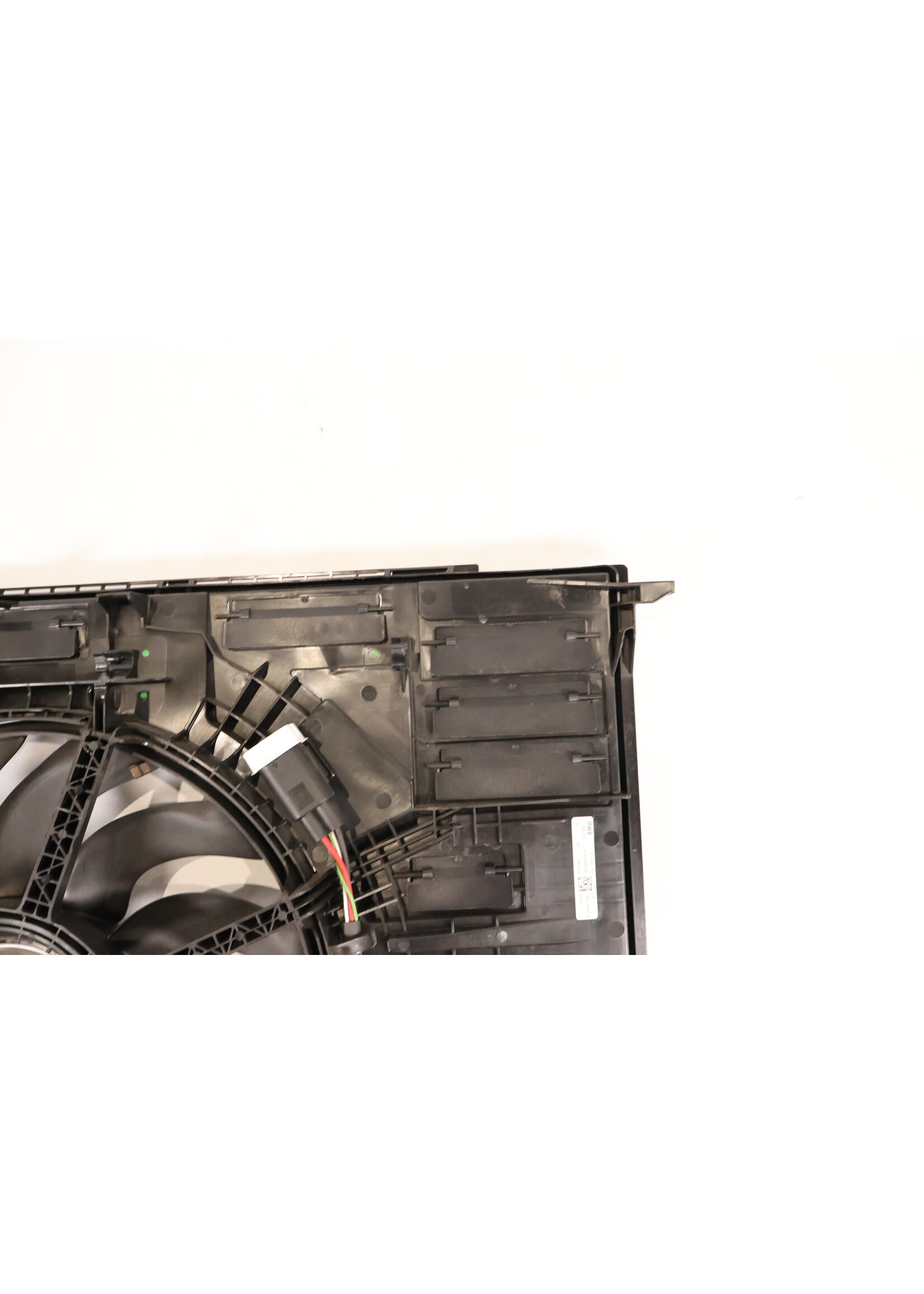 BMW BMW U06 2 Series Cooling fan / cooling fin radiator 17429846921 9846921 5a078c9