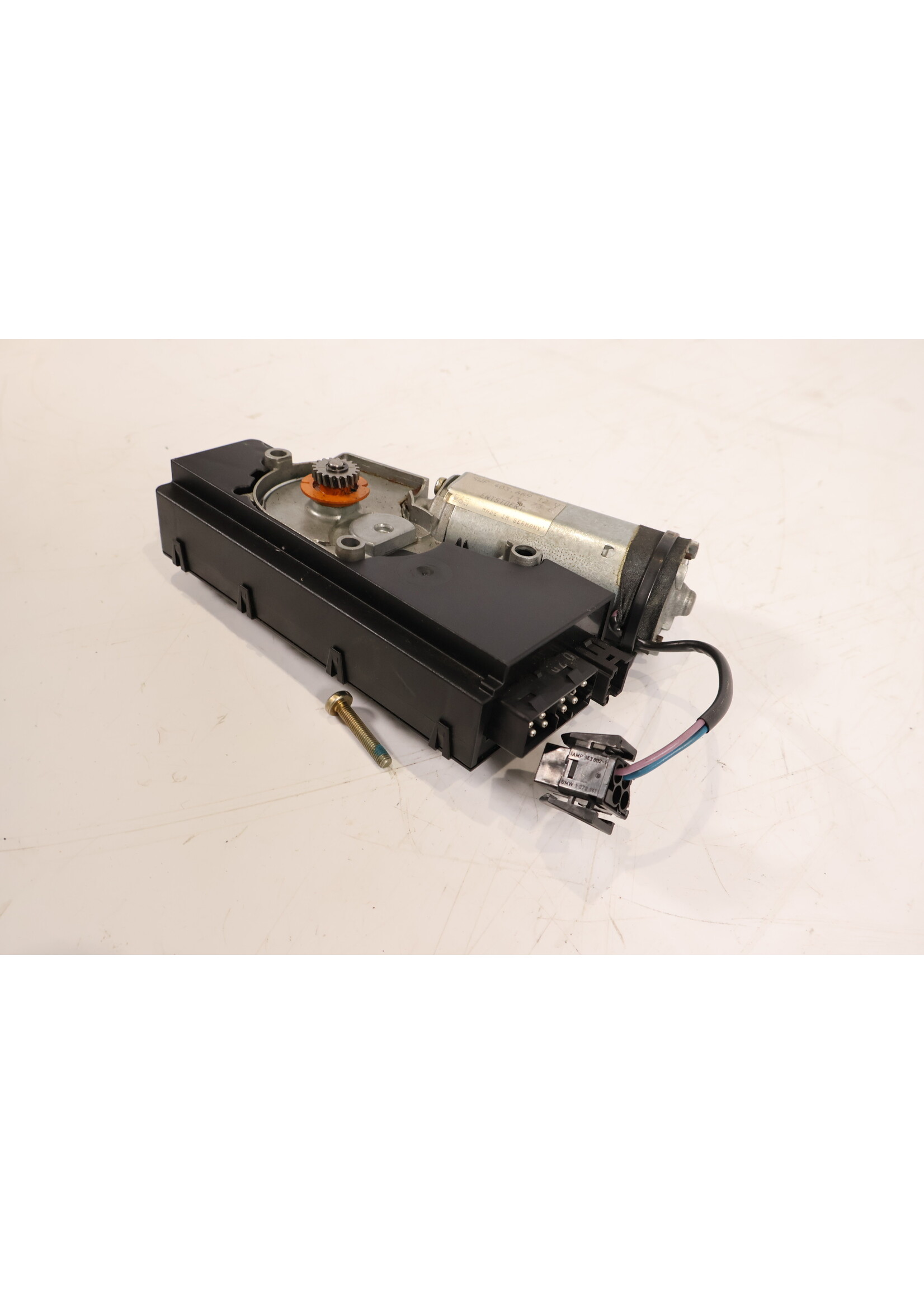 BMW BMW 8 Series E31 Sliding roof electric motor / drive 67611383319 1383319