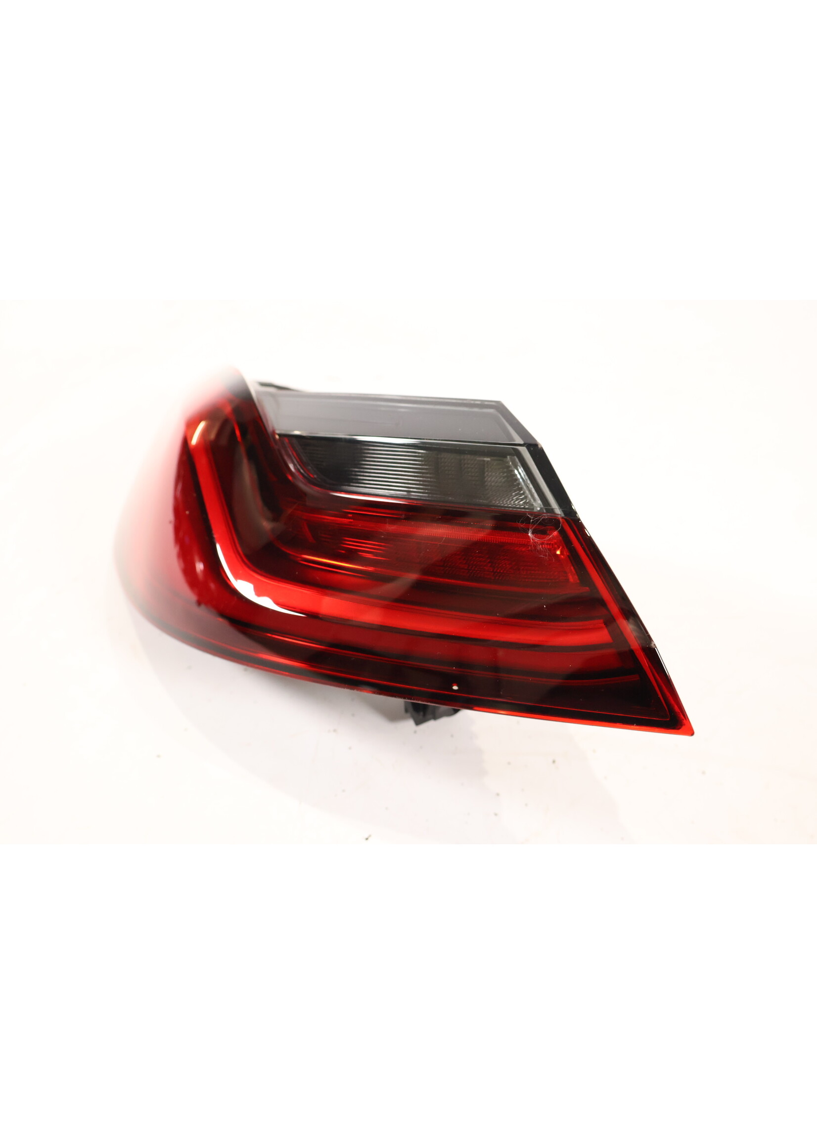 BMW BMW 8er G14 G15 G16 LED-Rücklicht links 63217445771 7445771