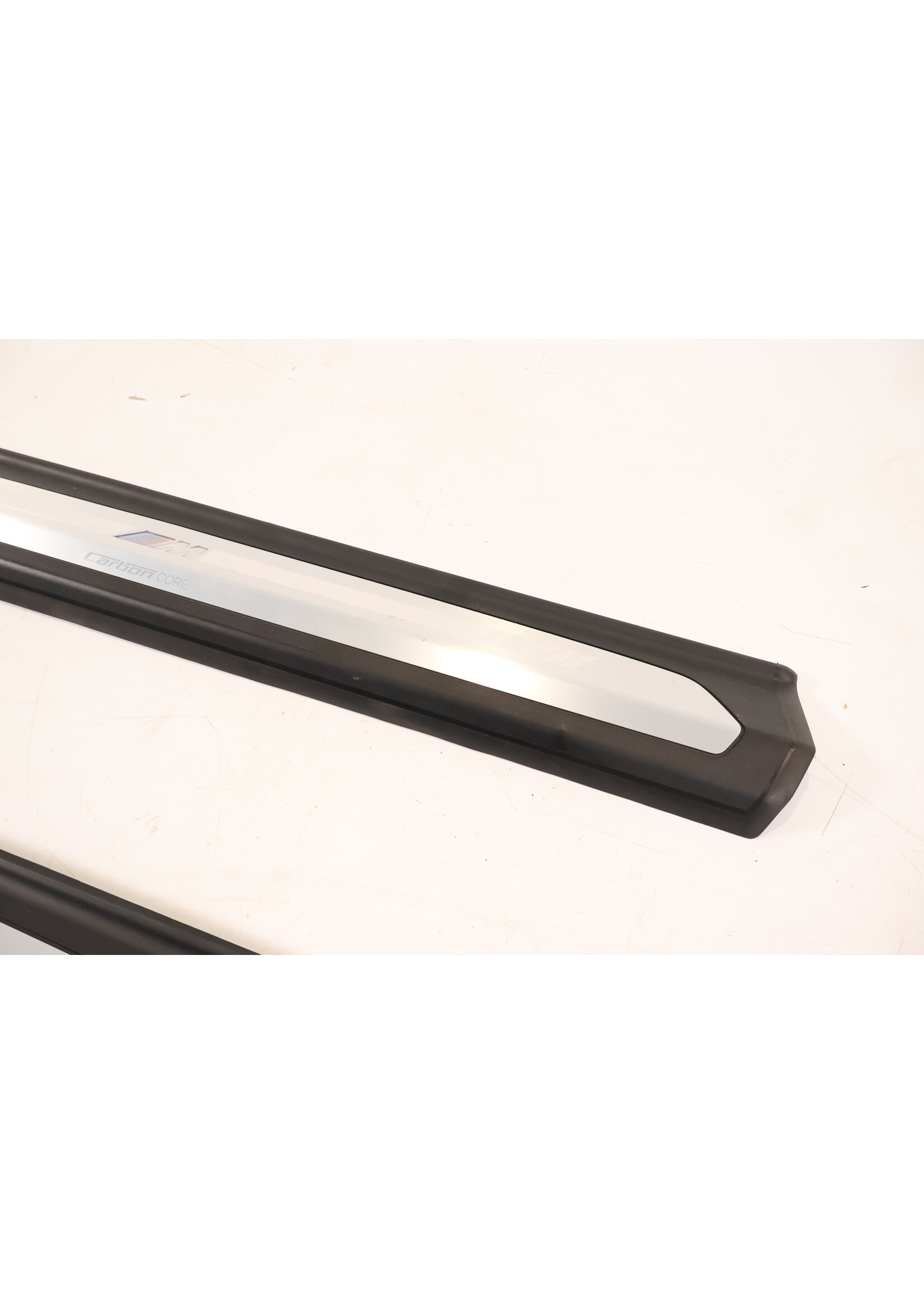 BMW BMW 8er G14 G15 M Carbon Core Einstiegsleiste beleuchtet 51478076405 8076405