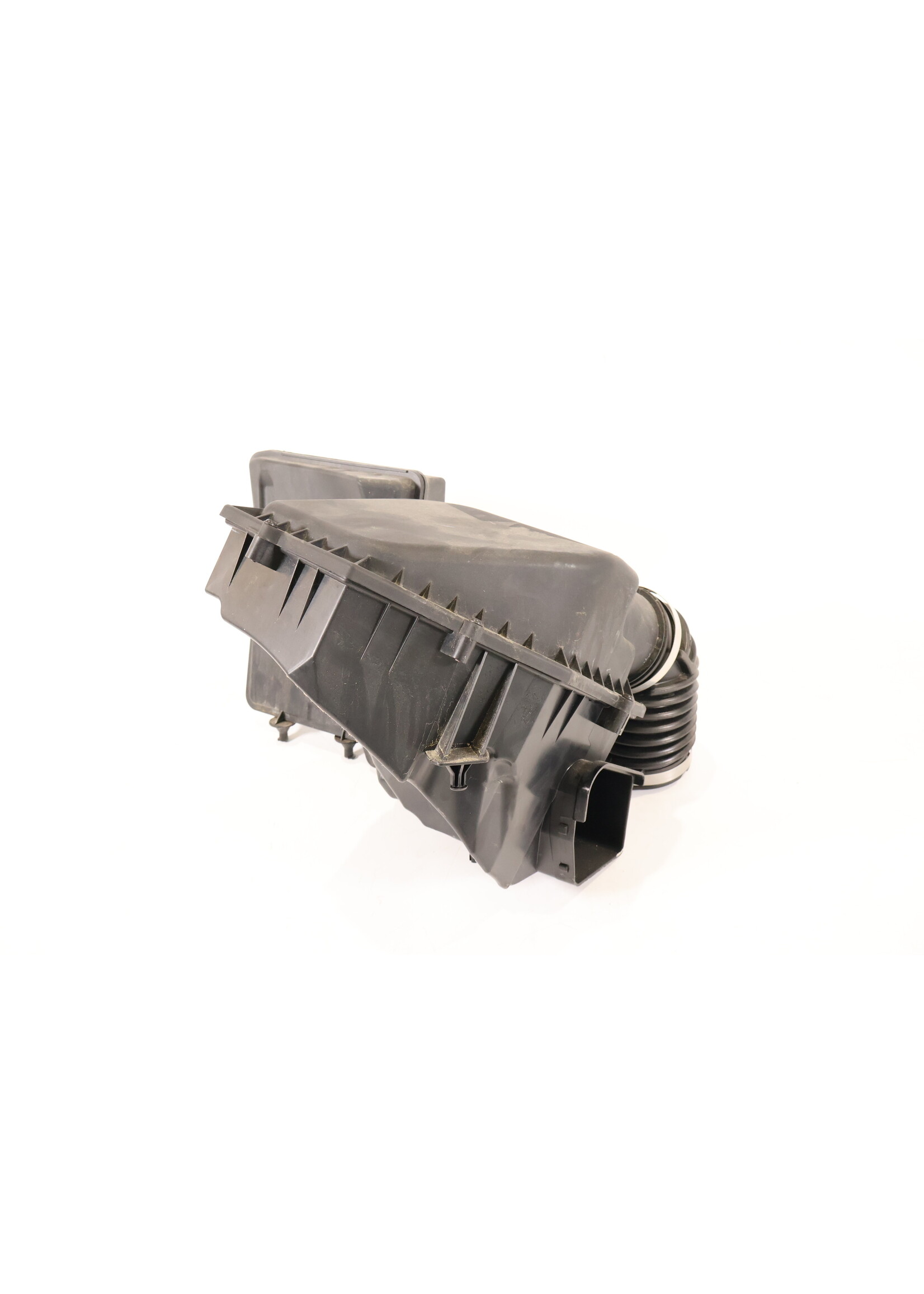 BMW BMW Gxx Various models air filter housing 13717643301 7643301