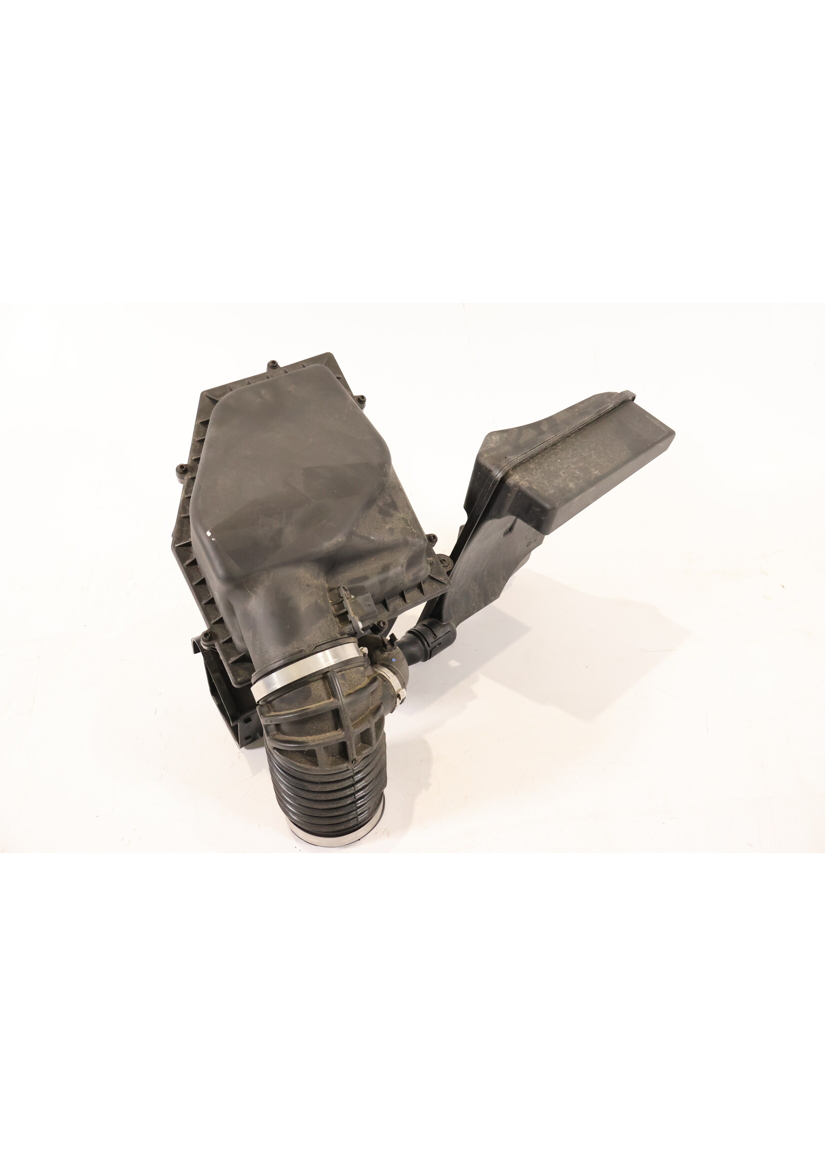 BMW BMW Gxx Various models air filter housing 13717643301 7643301