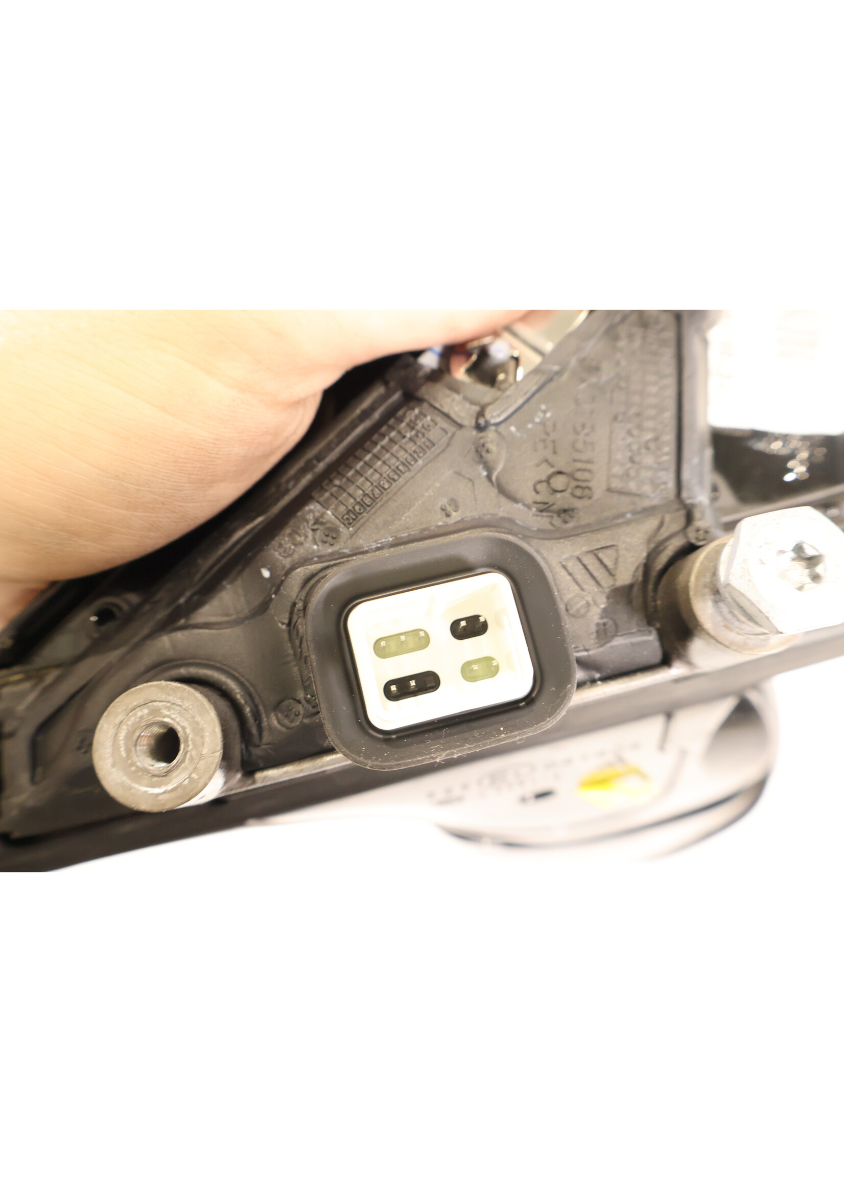 BMW BMW 8er G14 G15 Carbon Außenspiegel rechts komplett 9 Pins 51169498928