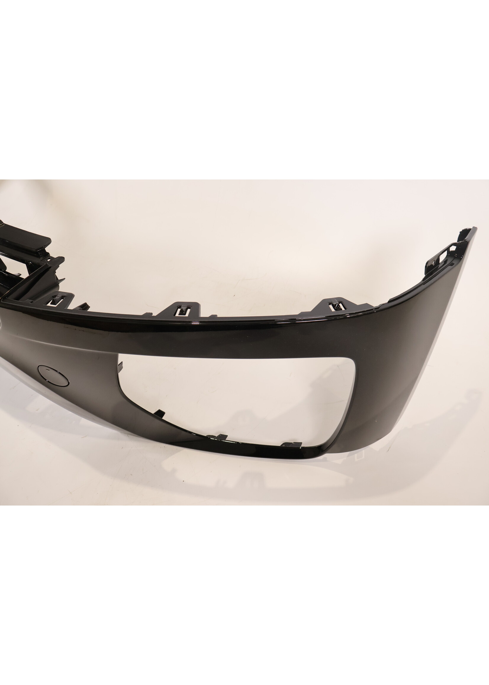 BMW BMW X6 E71 LCI New front bumper in black color 51117052397 7052397