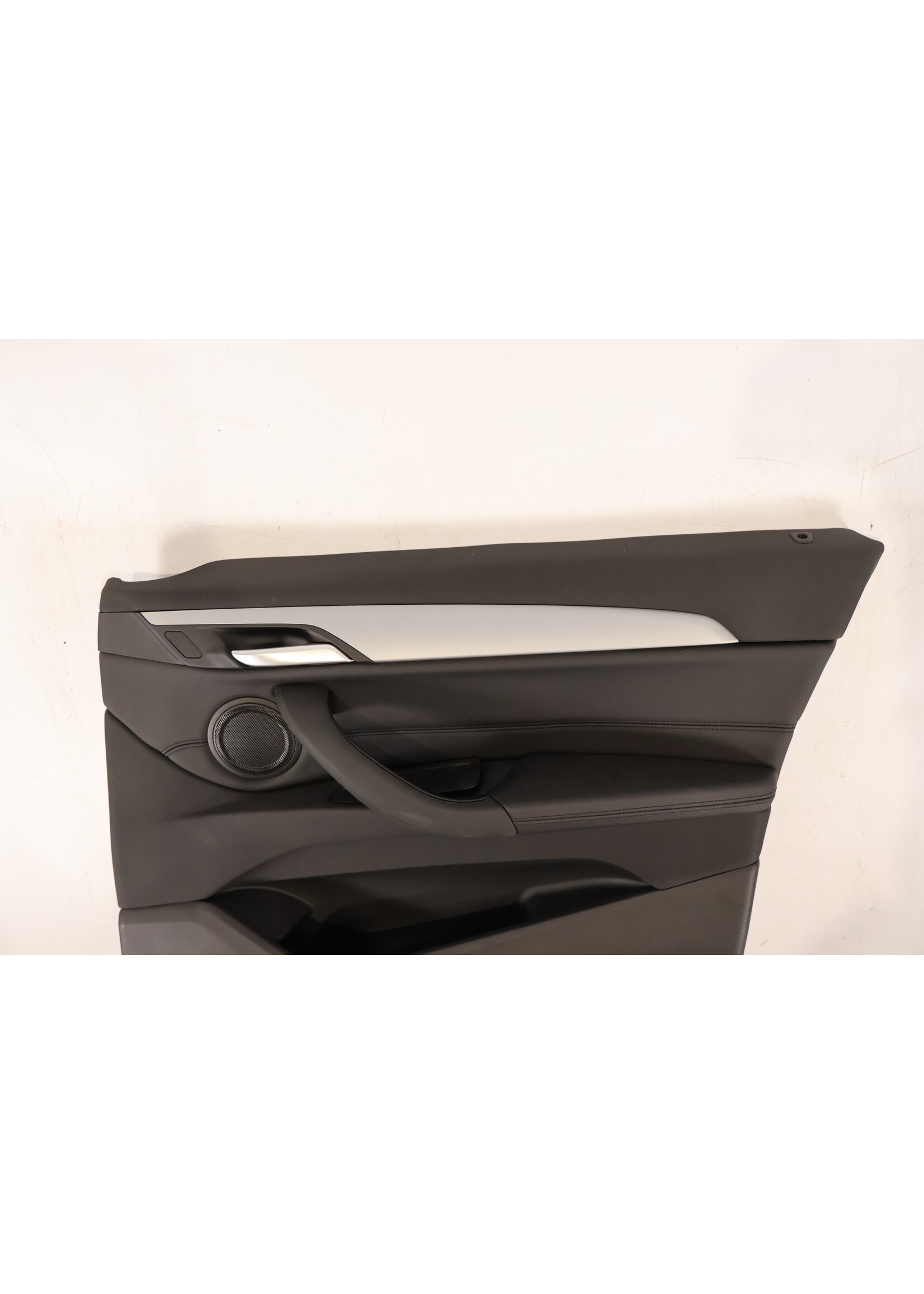 BMW BMW X1 F48 Türverkleidung komplett rechts vorne 7438064