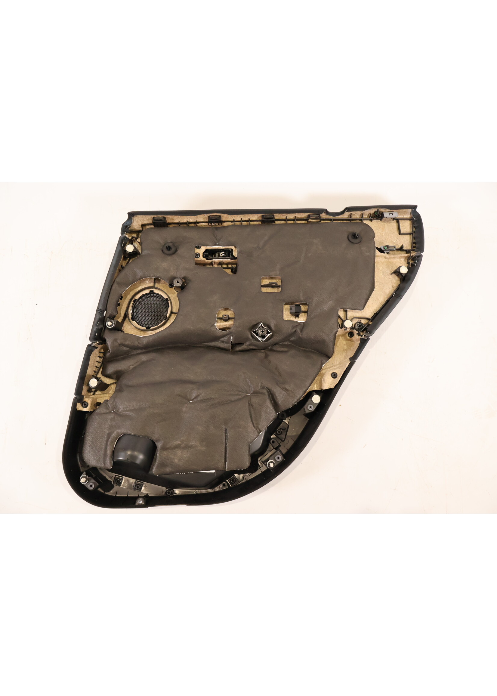 BMW BMW X1 F48 Door panel complete left rear 51427458617 7458617