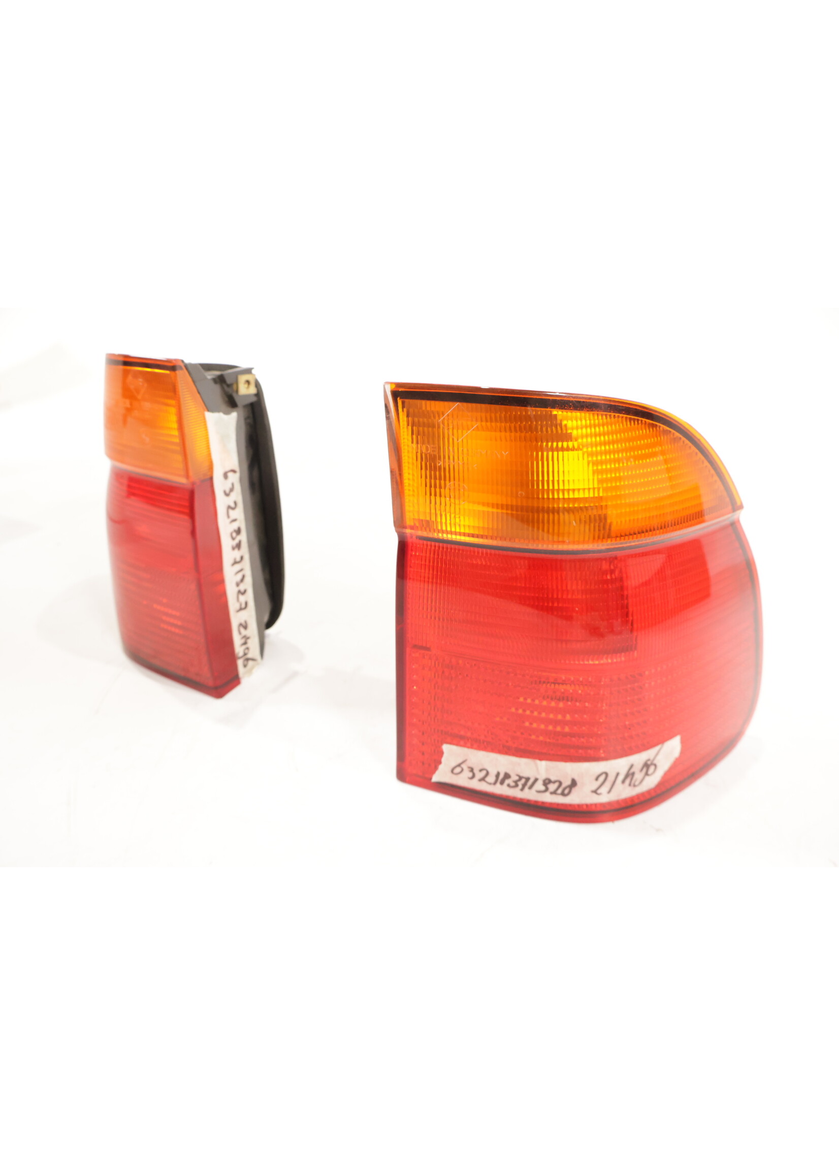 BMW BMW 5 Series E39 Touring Taillights set OEM NEW! 63218371328 63218371327