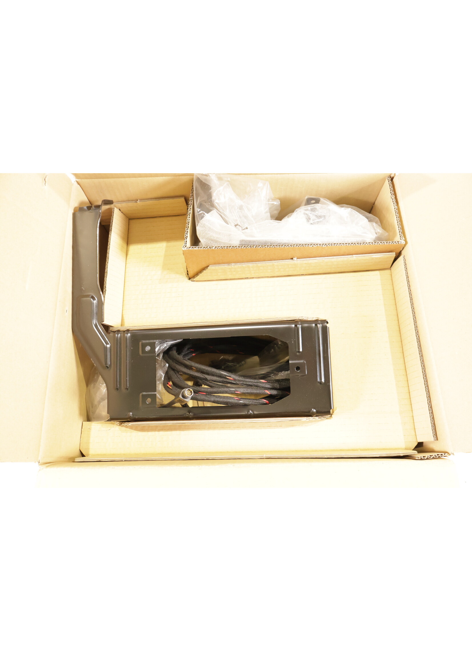 BMW BMW X5 E70 OEM HOLDER, AUDIO AMPLIFIER/TELEPHONE NIEUW! 65156951368