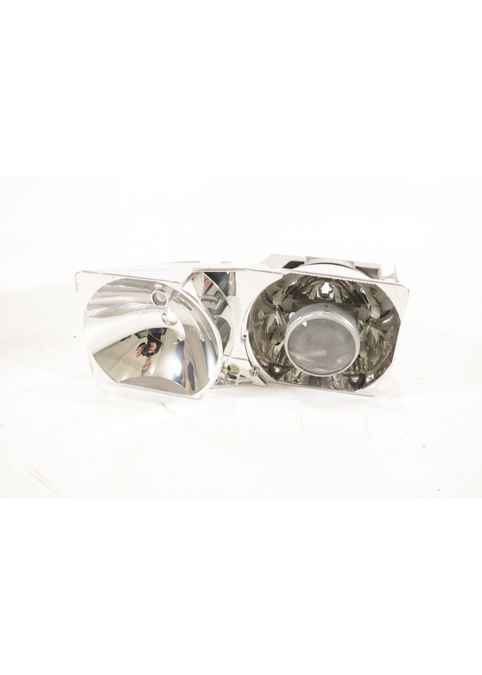 BMW BMW E36 3 Serie OEM Koplamp reflector met lens rechts NIEUW! 63121387292 1387292