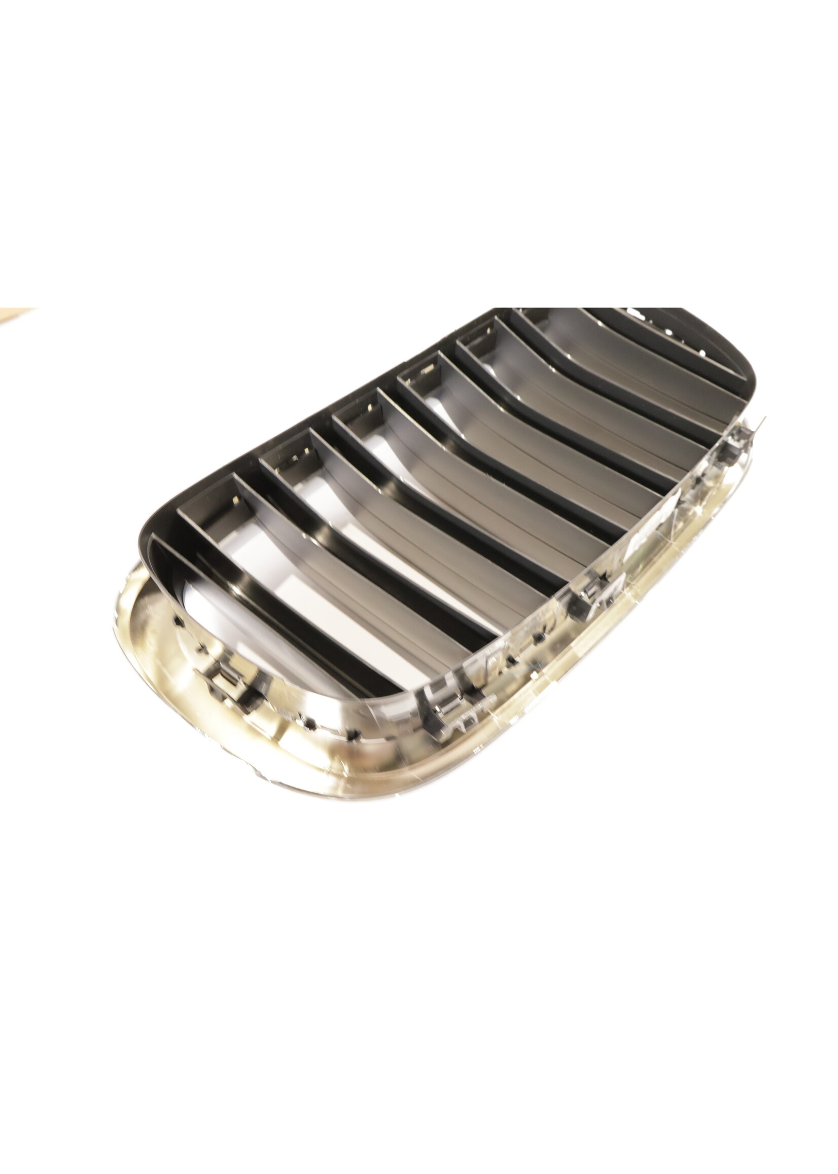 BMW BMW X5 F15 OEM Grill / kidney right front NEW!  51117303107 7303107