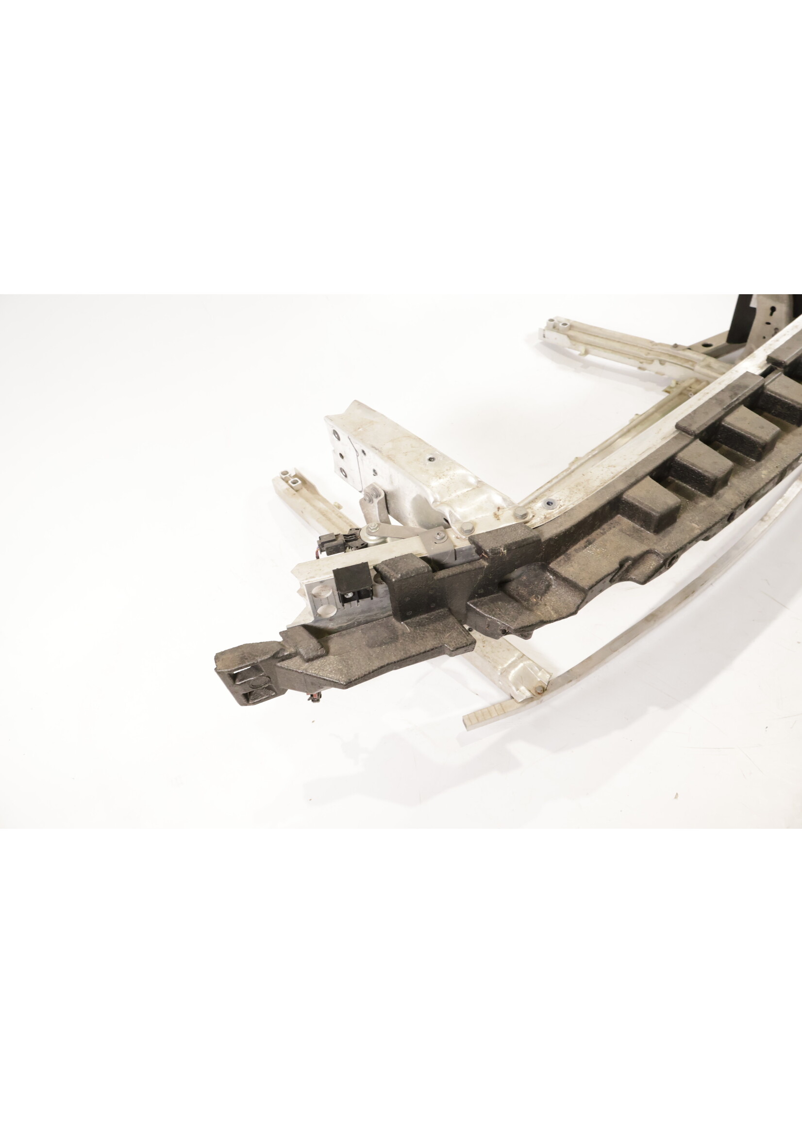 BMW BMW X1 F48 Voorkant met bumperbalk 51117342439 7342439