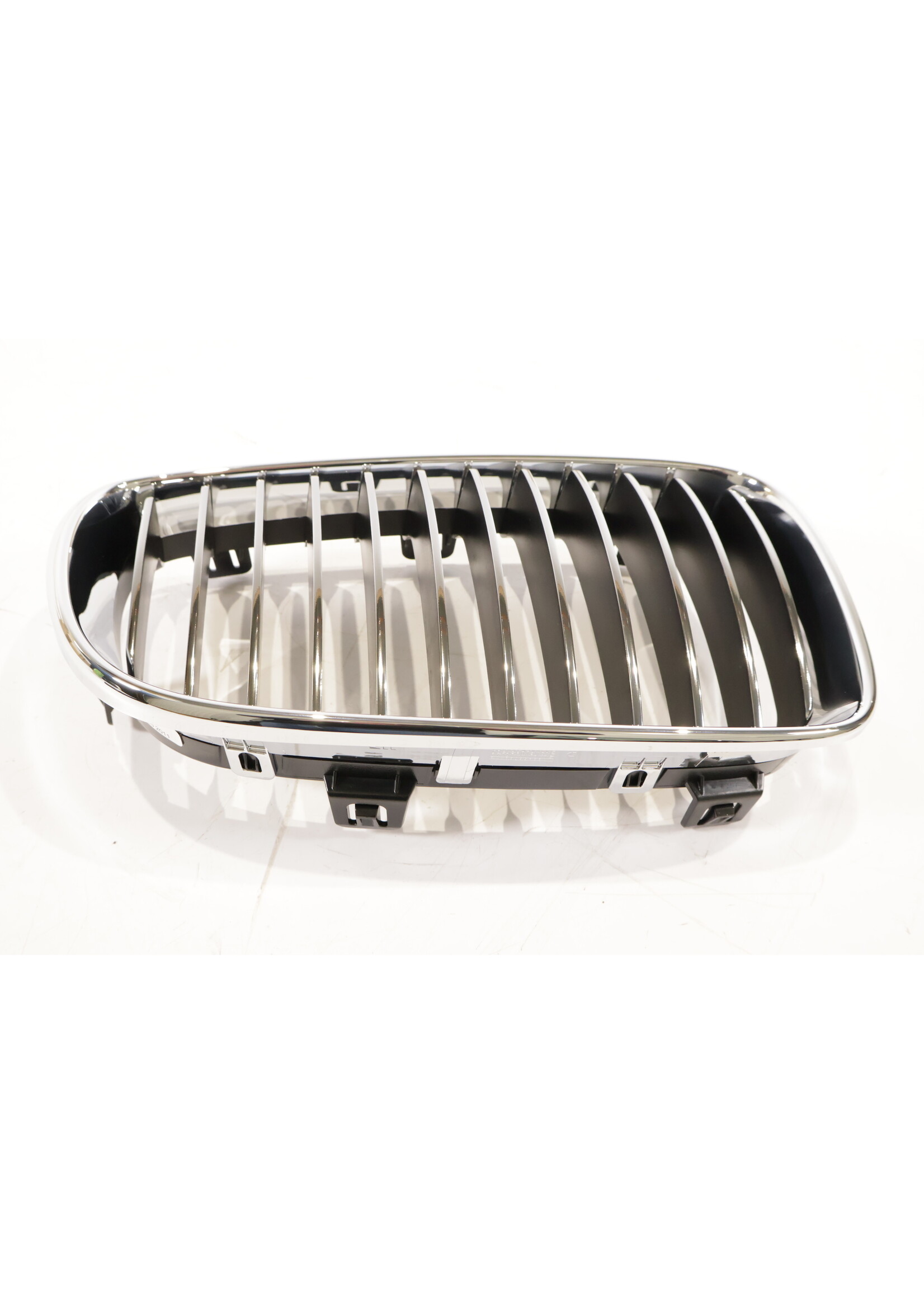 BMW BMW 1er E81 E82 E88 OEM Grill / Niere rechts NEU! 51137179656 7179656