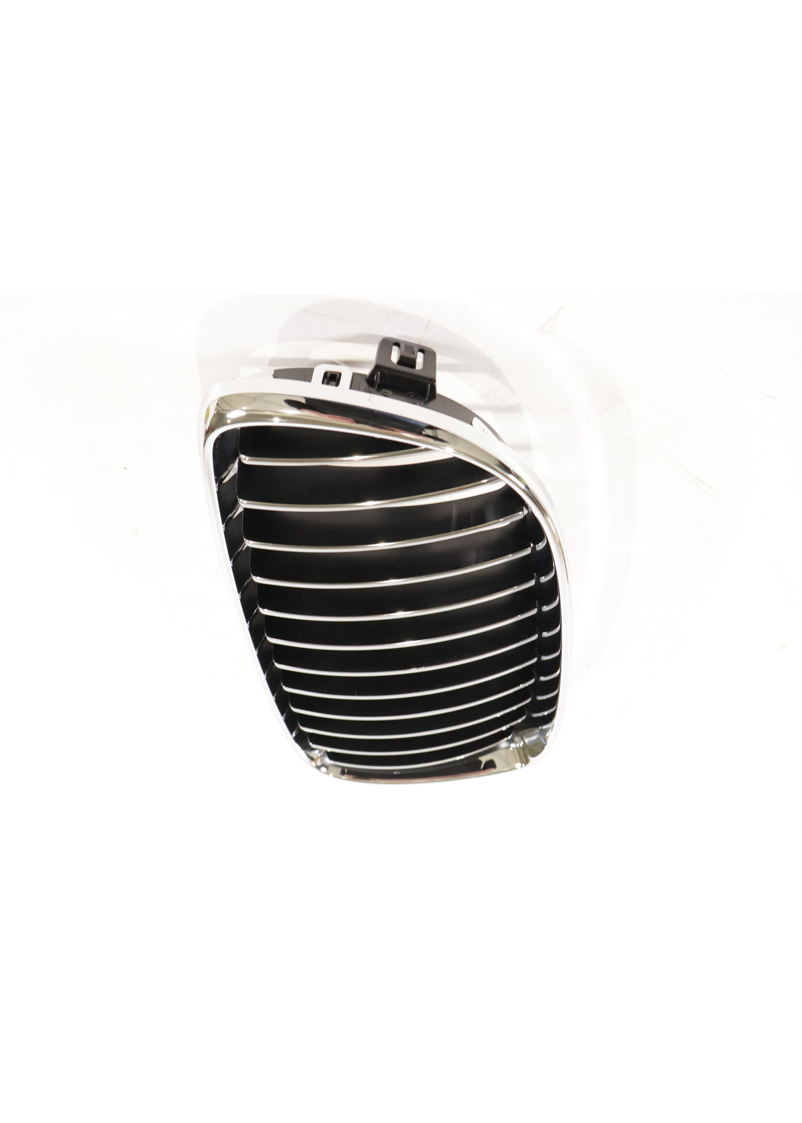 BMW BMW 1 Serie E81 E82 E88 OEM Grill / nier links NIEUW! 51137179655 7179655
