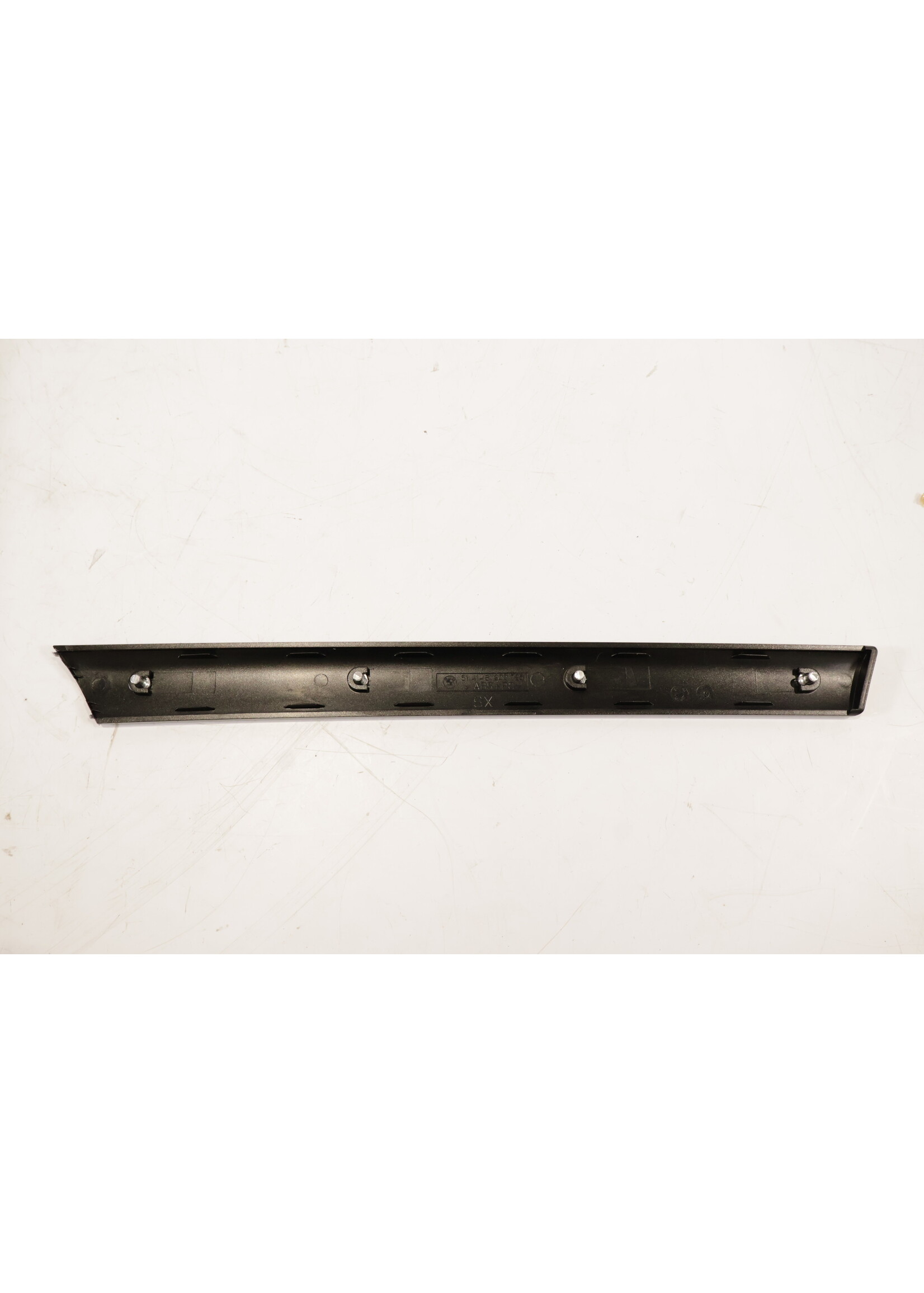 BMW BMW 3 Series E46 OEM Door panel molding left front 51418235225 8235225