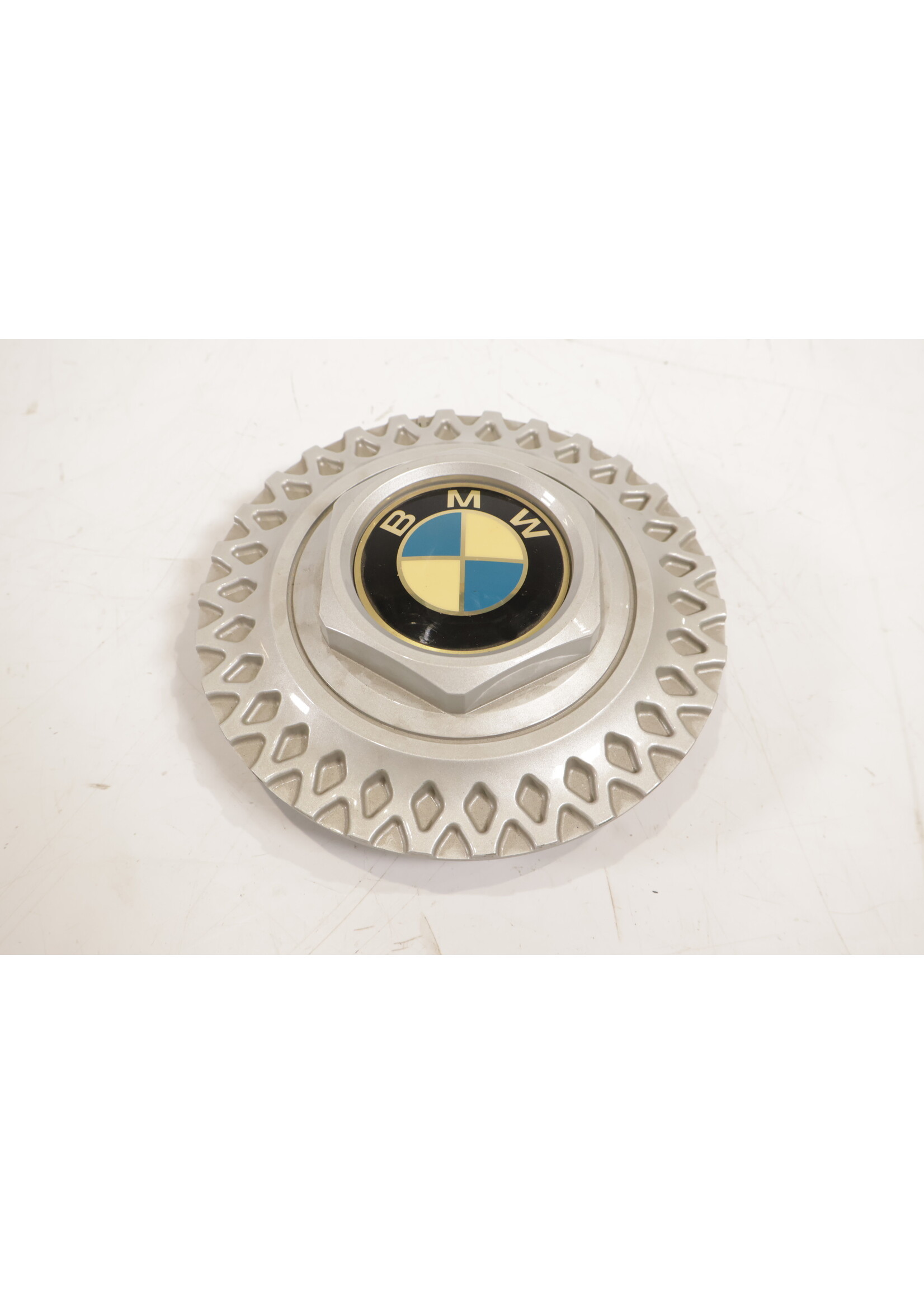 BMW BMW E34 OEM Naafkap velg NIEUW! 36131180777 1180777
