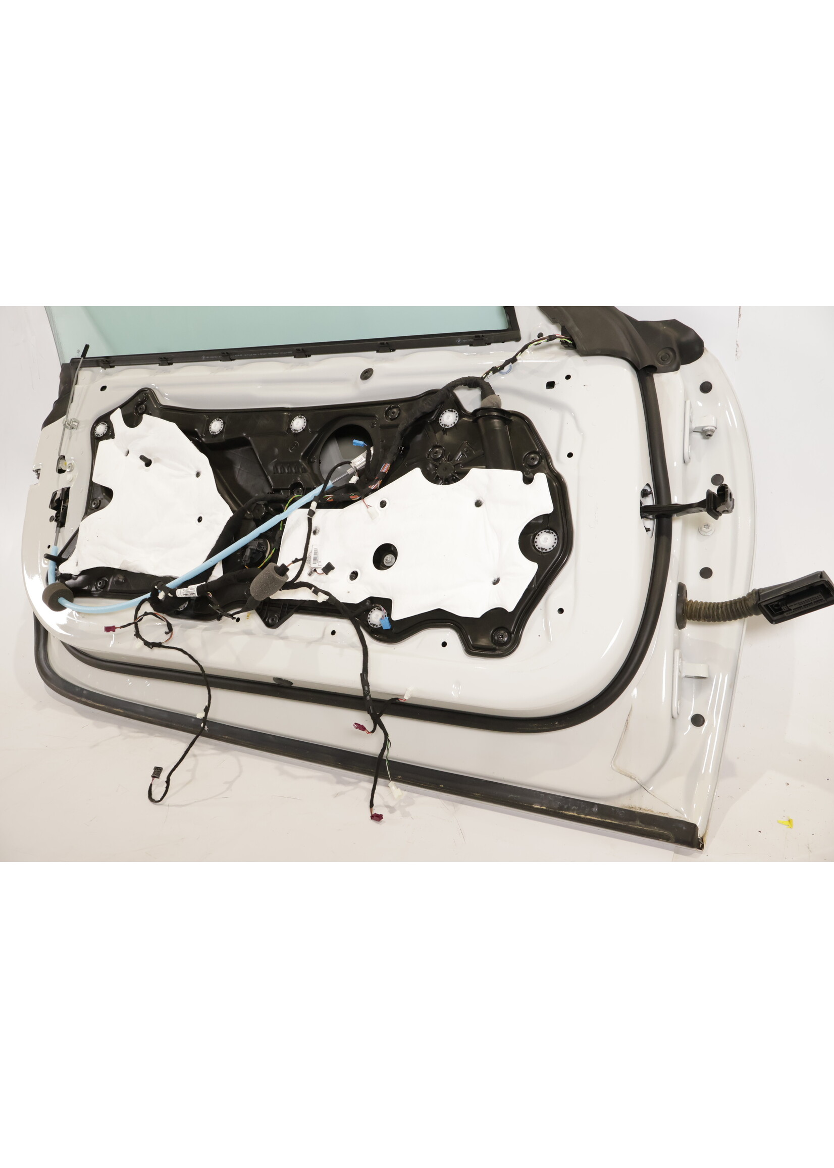 BMW BMW 8 Series G14 G15 Complete door left 41007455091 7455091
