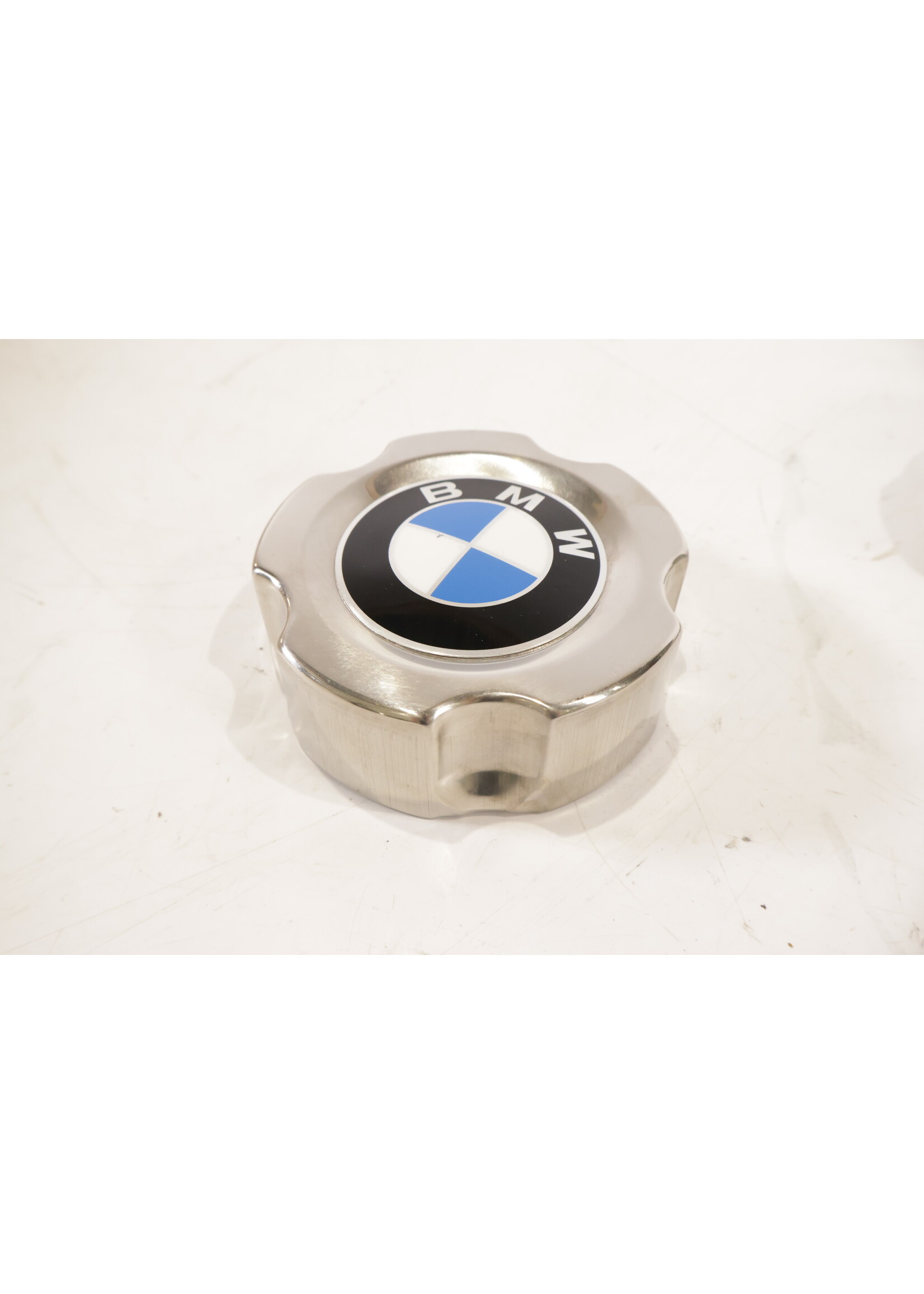 BMW BMW 3 + 5 Serie E30 E34 OEM Naafkap set chrome NIEUW! 36131179141 1179141