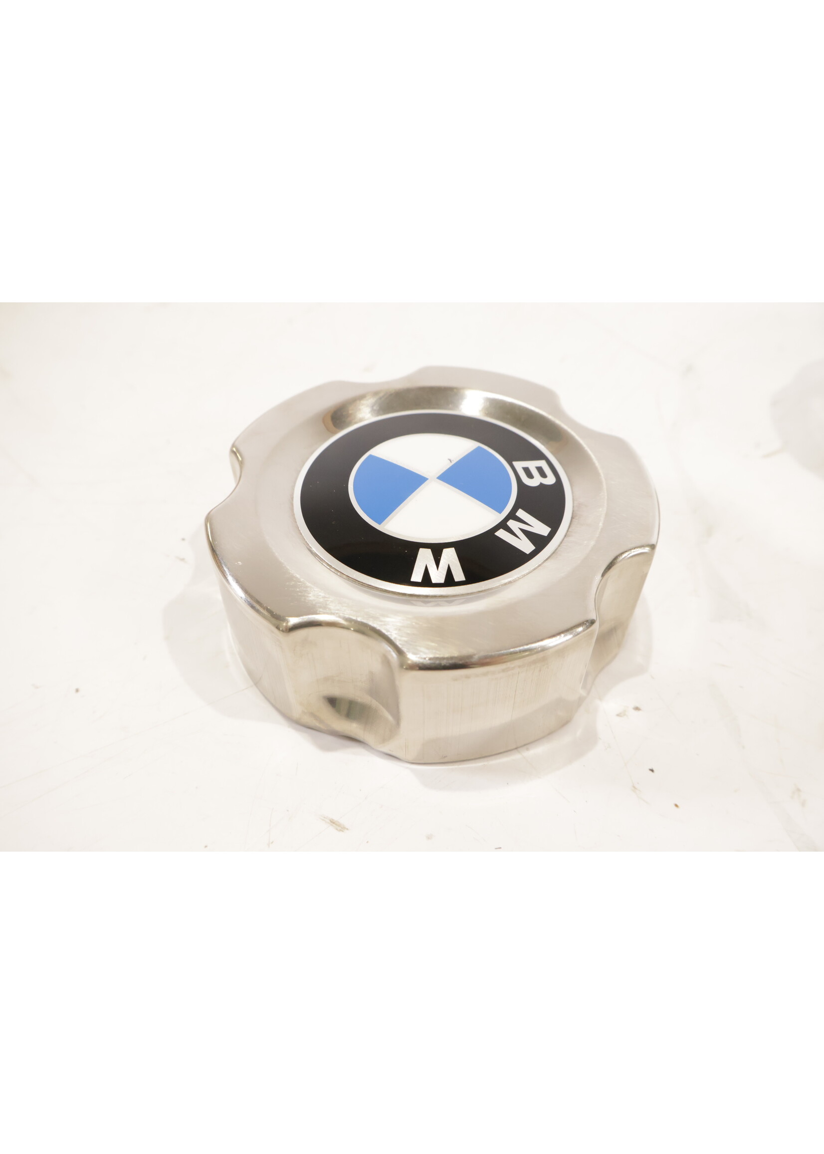 BMW BMW 3 + 5 Serie E30 E34 OEM Naafkap set chrome NIEUW! 36131179141 1179141