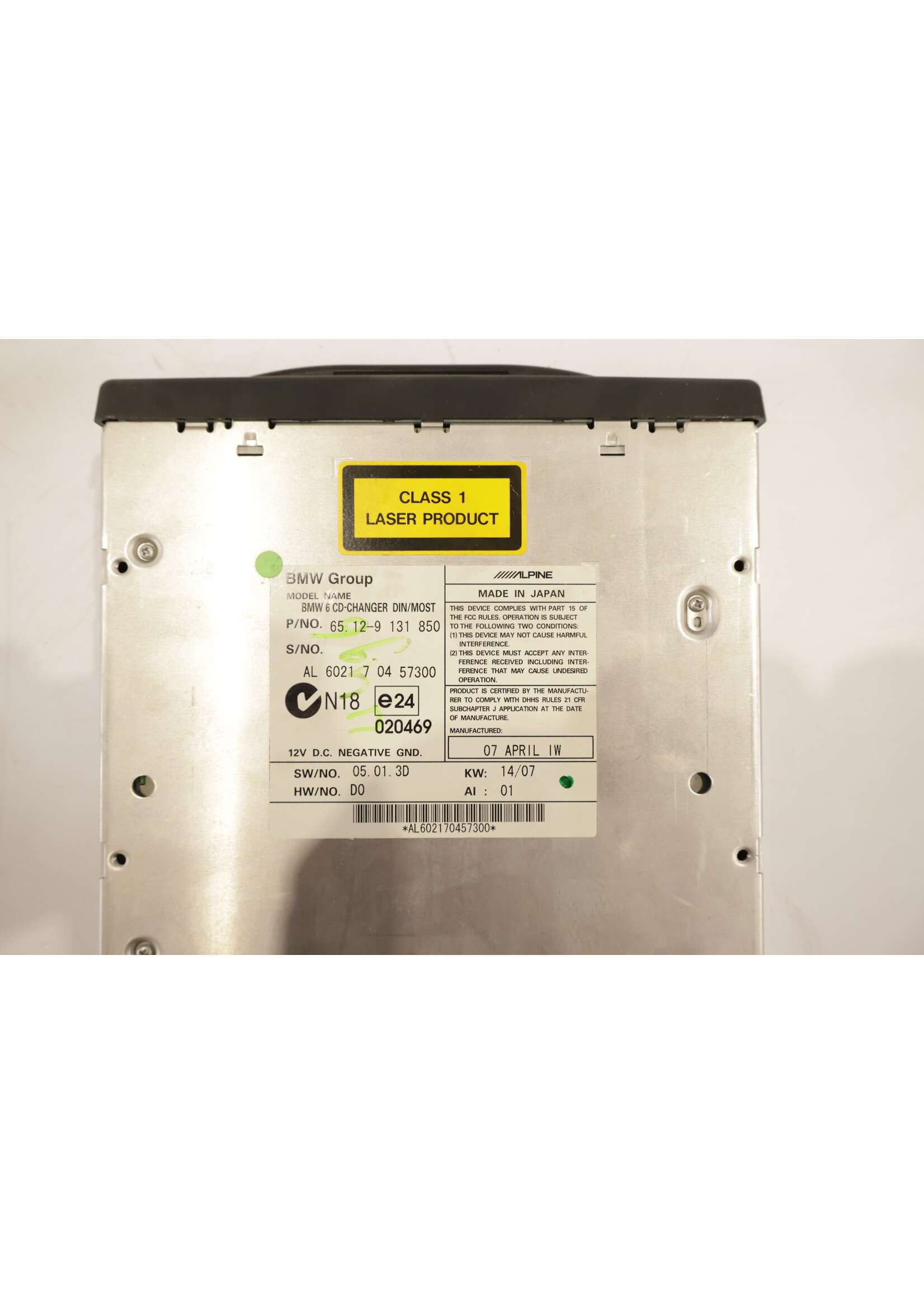 BMW BMW 5 Series E60 E61 OEM CD Changer NEW! 65129131850 9131850