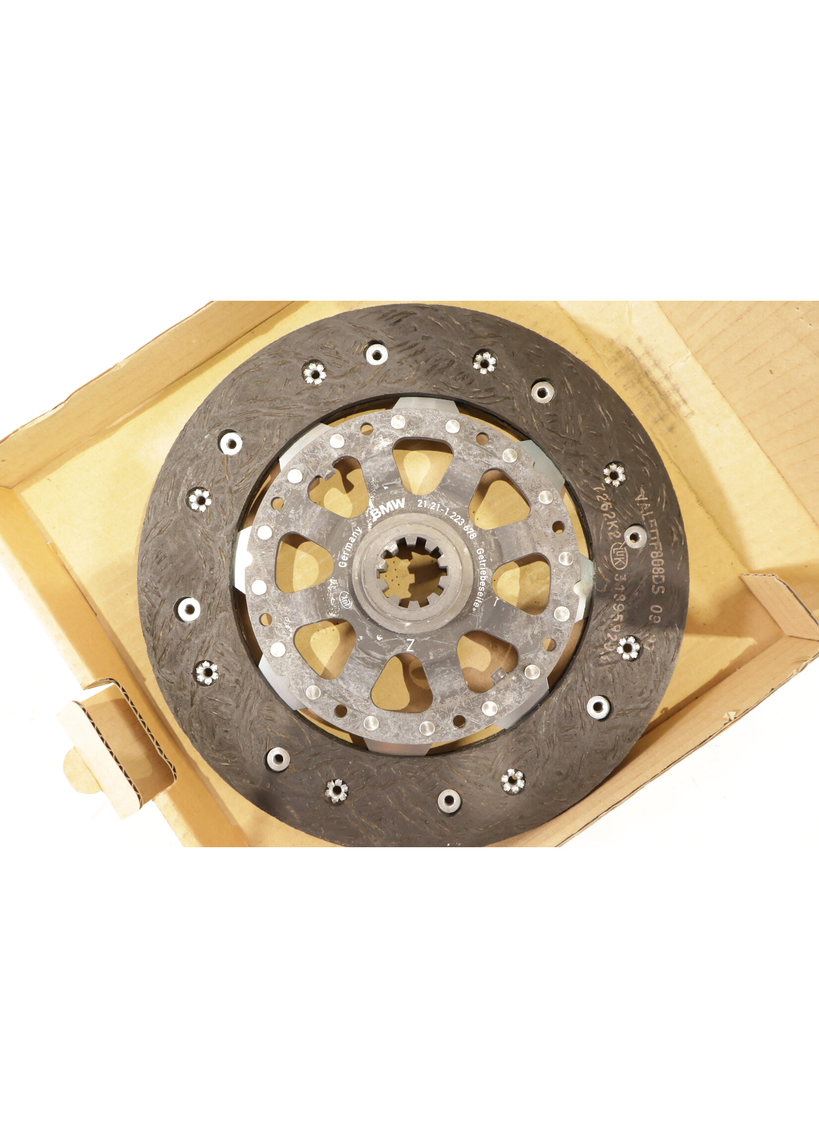 BMW BMW 3 & 5 Series E34 E36 24TD OEM Clutch disc / plate NEW! 21211223678 1223678