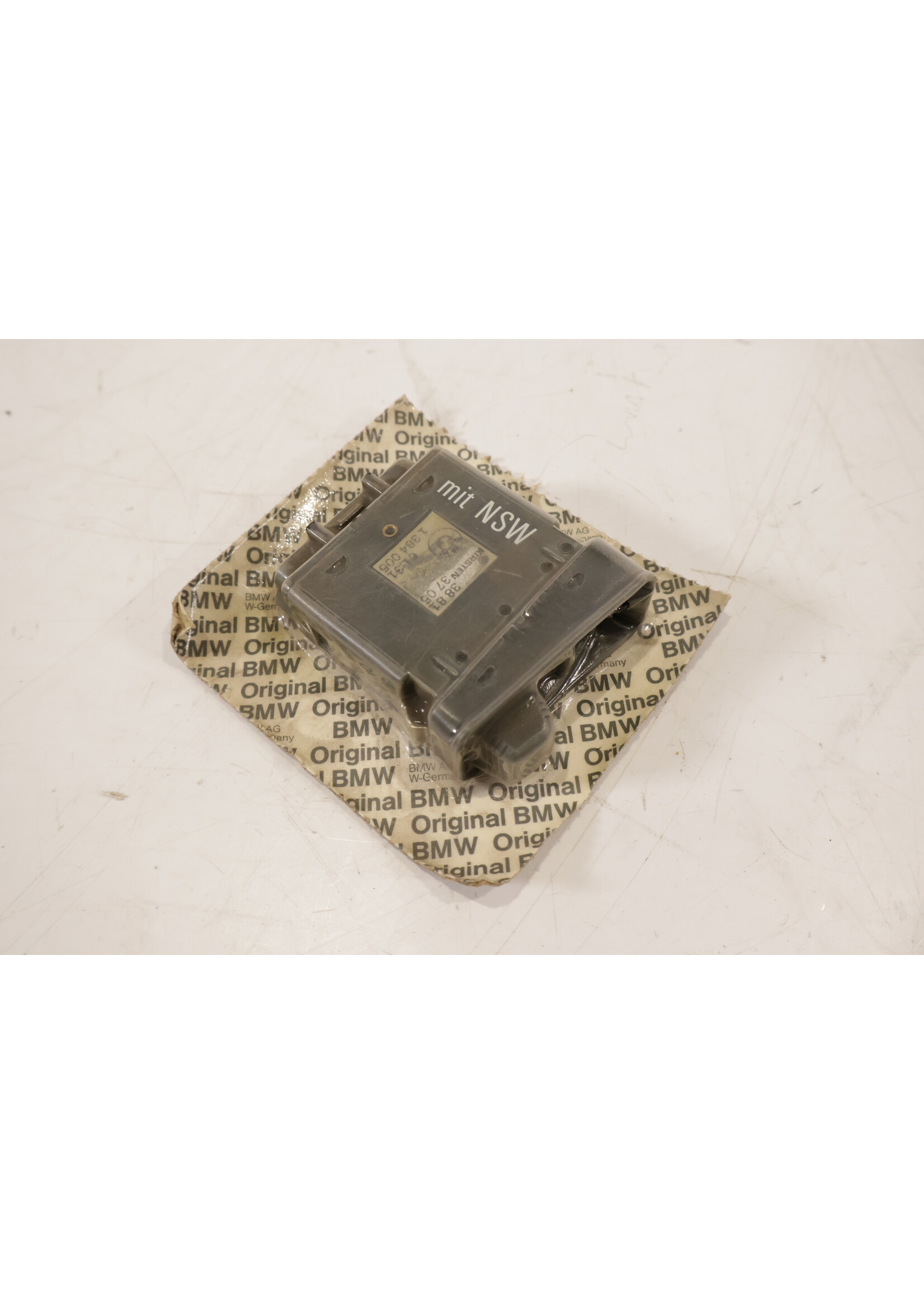 BMW BMW 3 & 8 Serie E31 E34 OEM Lichtschakelaar NIEUW! 61311384005 1384005