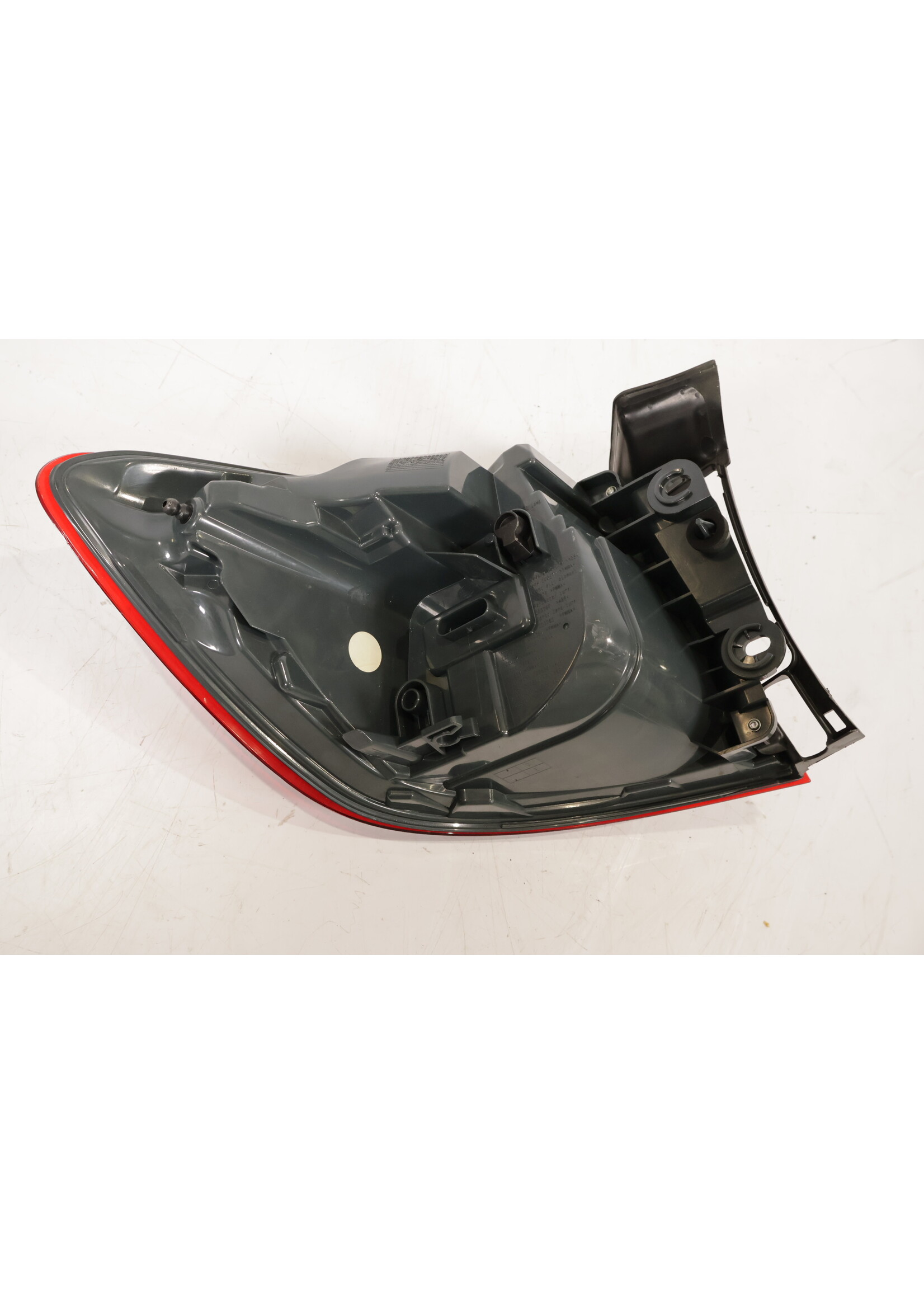 BMW  BMW 3er Touring F31 LCI Rücklicht rechts LED 63217372210 7372210