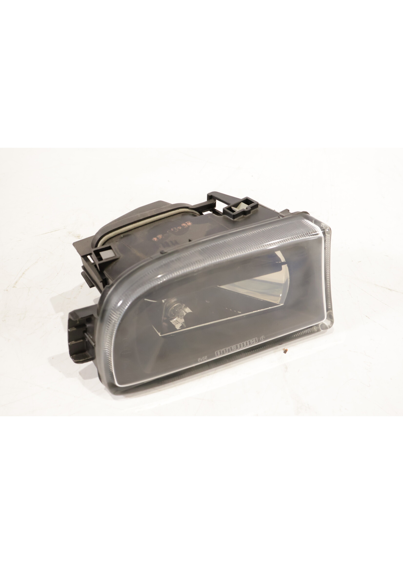 BMW BMW 7 Series E38 H7 Front left fog light NEW! 63178362401 8362401
