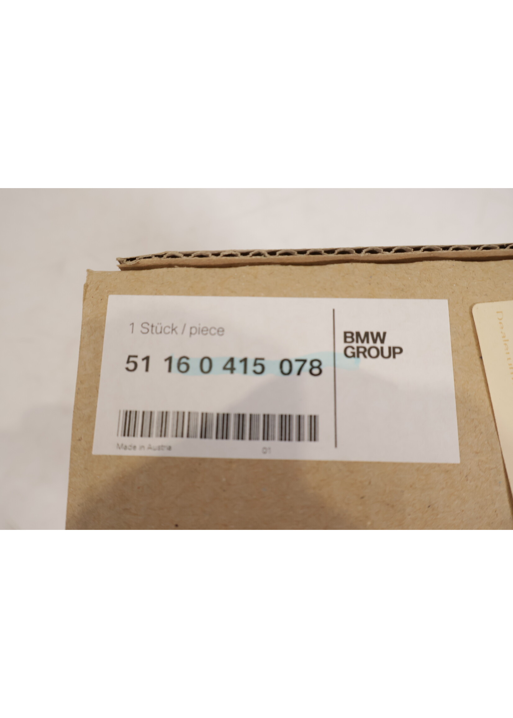 BMW MINI Cooper R56 OEM Mirror cover right NEW! 51160415078 0415078