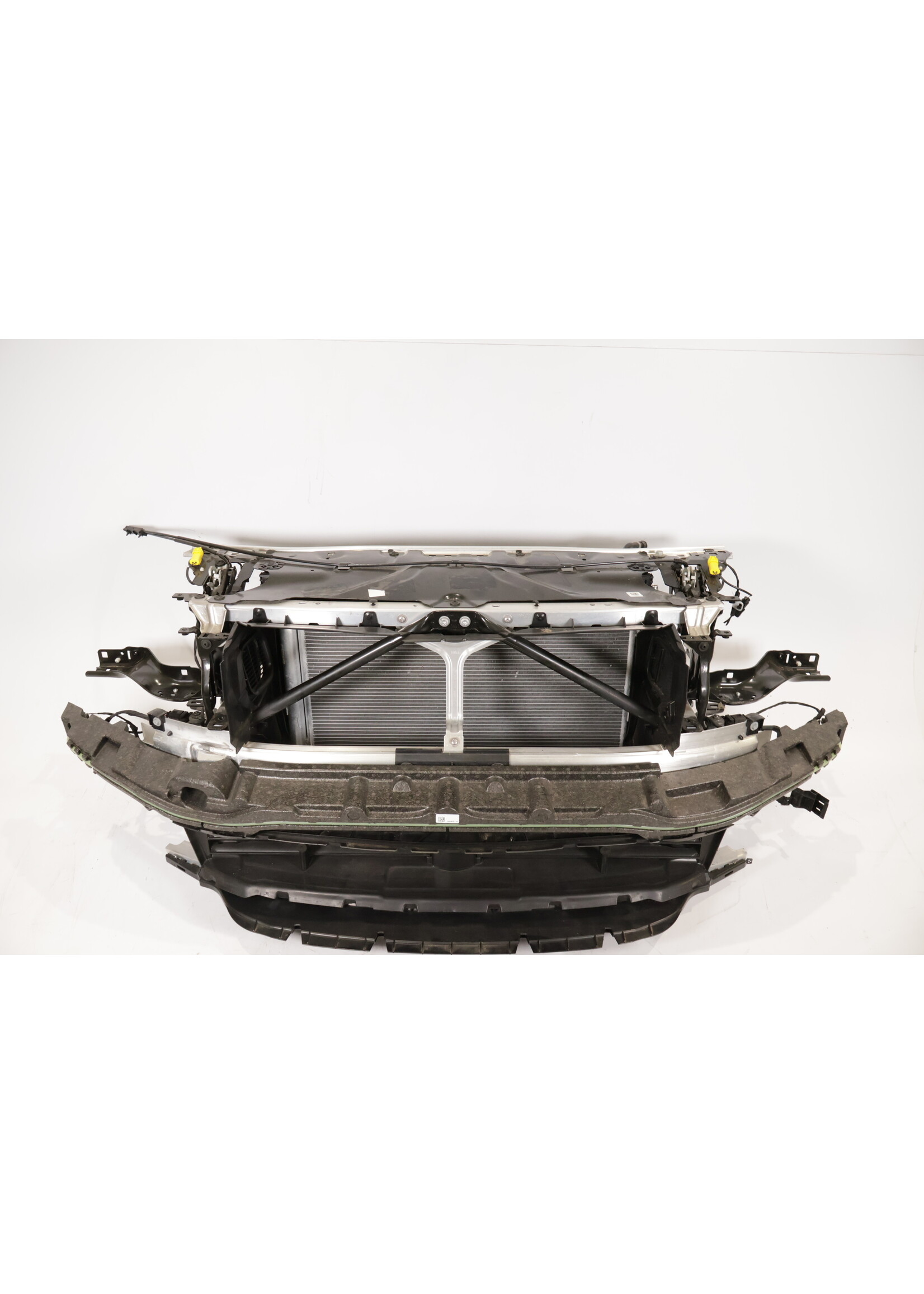 BMW BMW 8 Series G14 G15 G16 Complete front with cooler package 51117373405 7373405