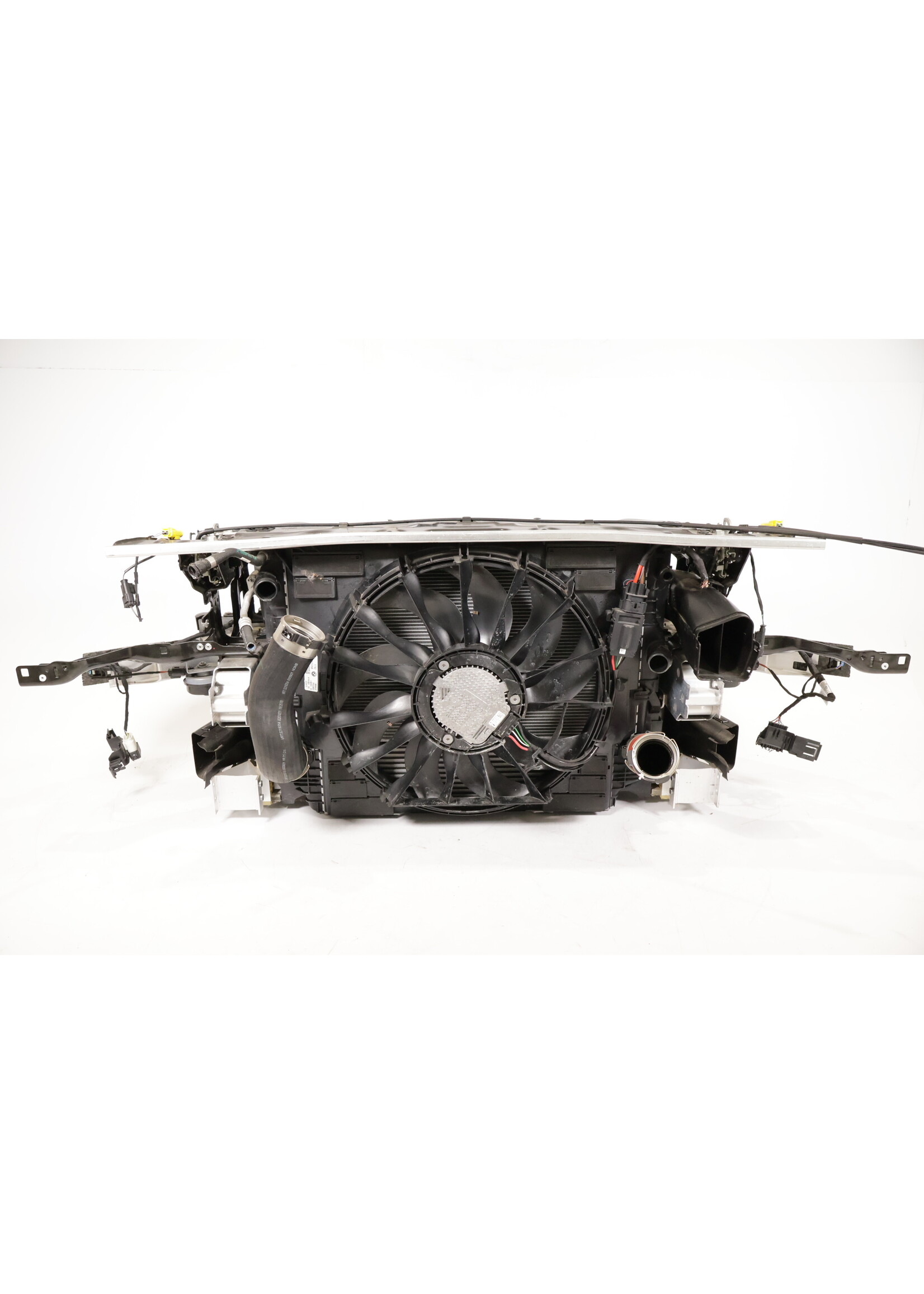 BMW BMW 8 Series G14 G15 G16 Complete front with cooler package 51117373405 7373405