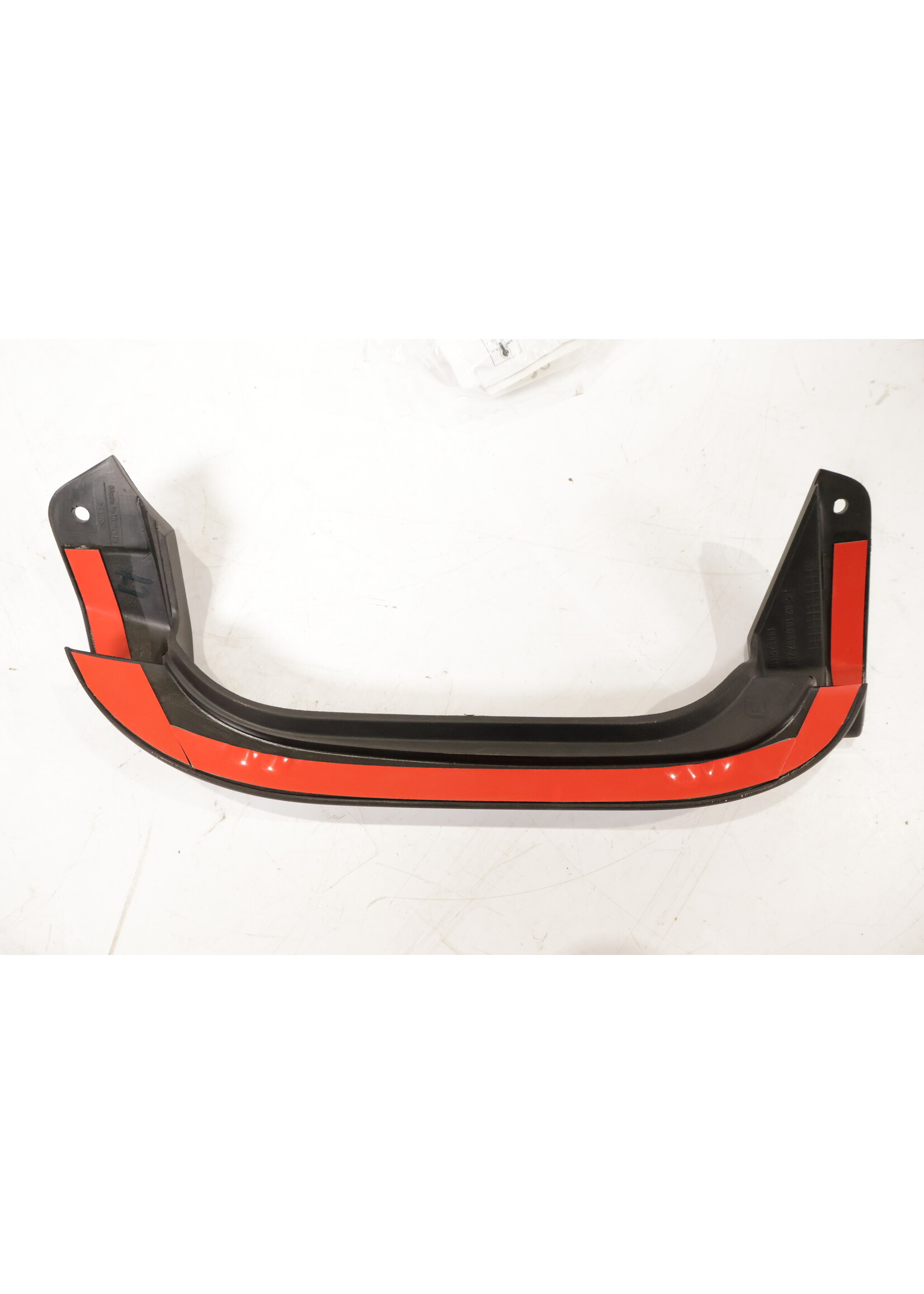 BMW BMW X3 E83 OEM Auspuffrahmen / Abdeckung im Stoßfänger NEU! 82160392251