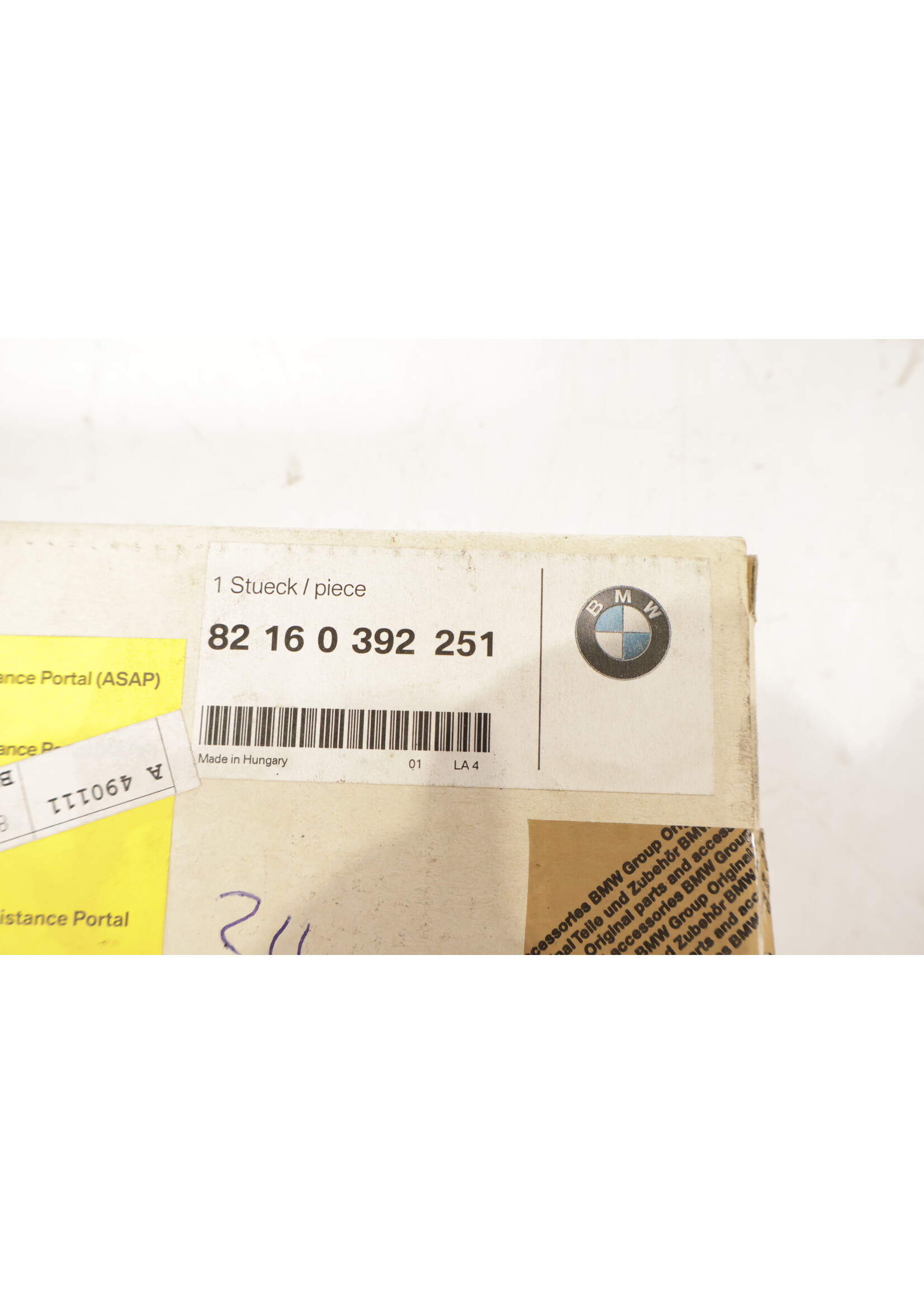 BMW BMW X3 E83 OEM Exhaust frame / cover in bumper NEW! 82160392251