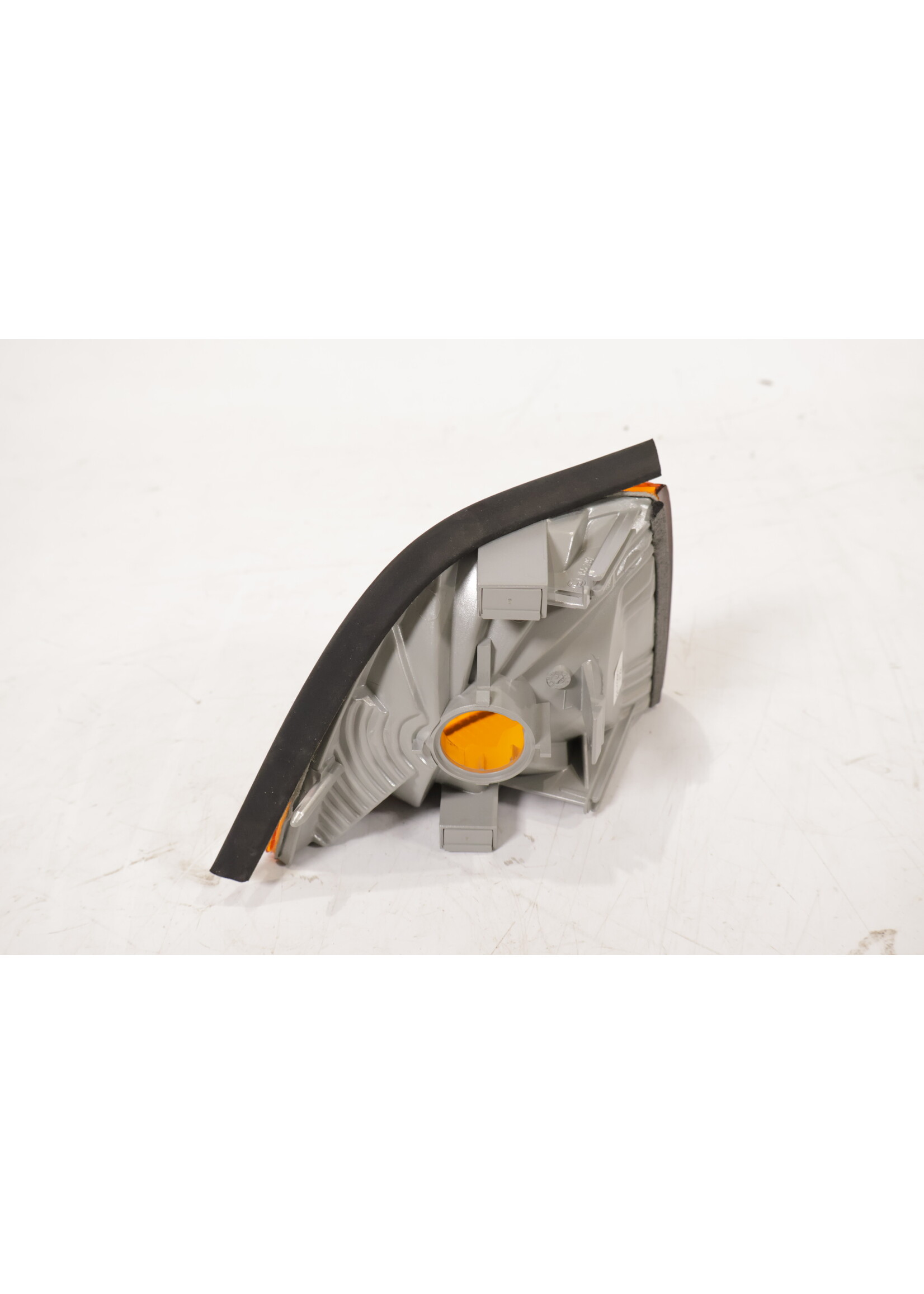BMW BMW 3 Series E36 Sedan / Touring OEM indicator left front NEW! 63138353277 8353277