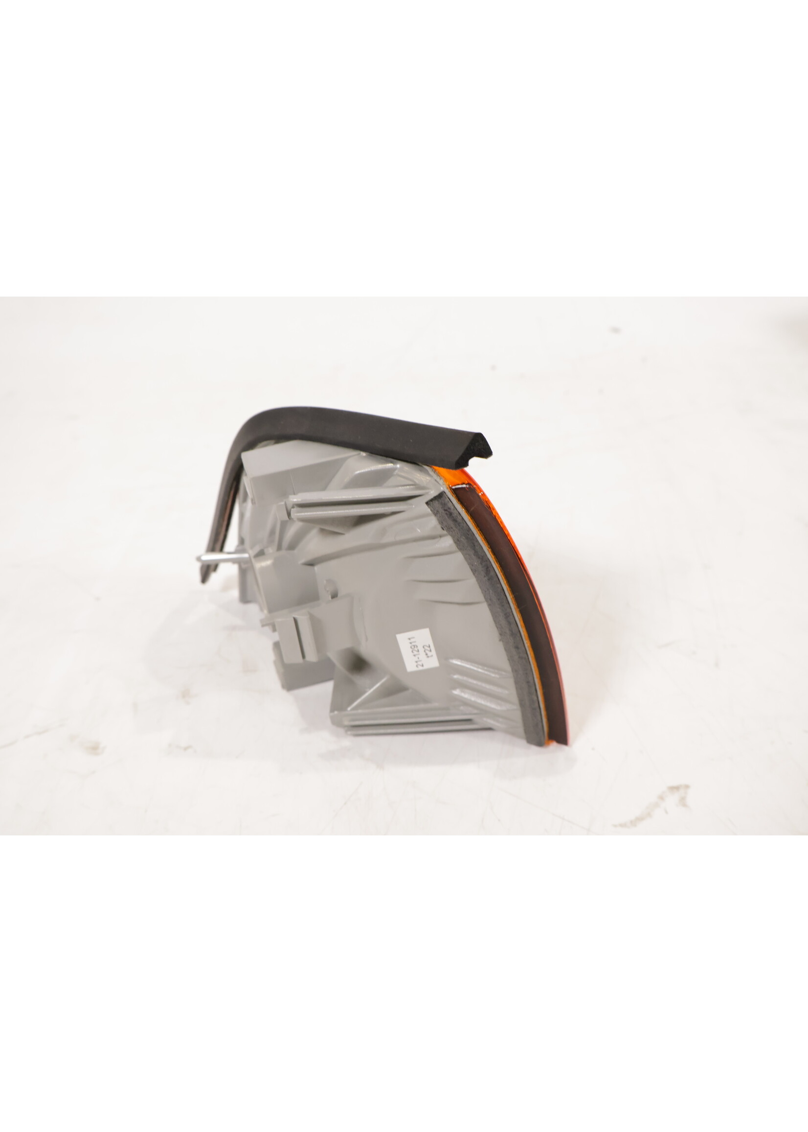 BMW BMW 3 Serie E36 Sedan / Touring OEM knipperlicht links voor NIEUW! 63138353277 8353277