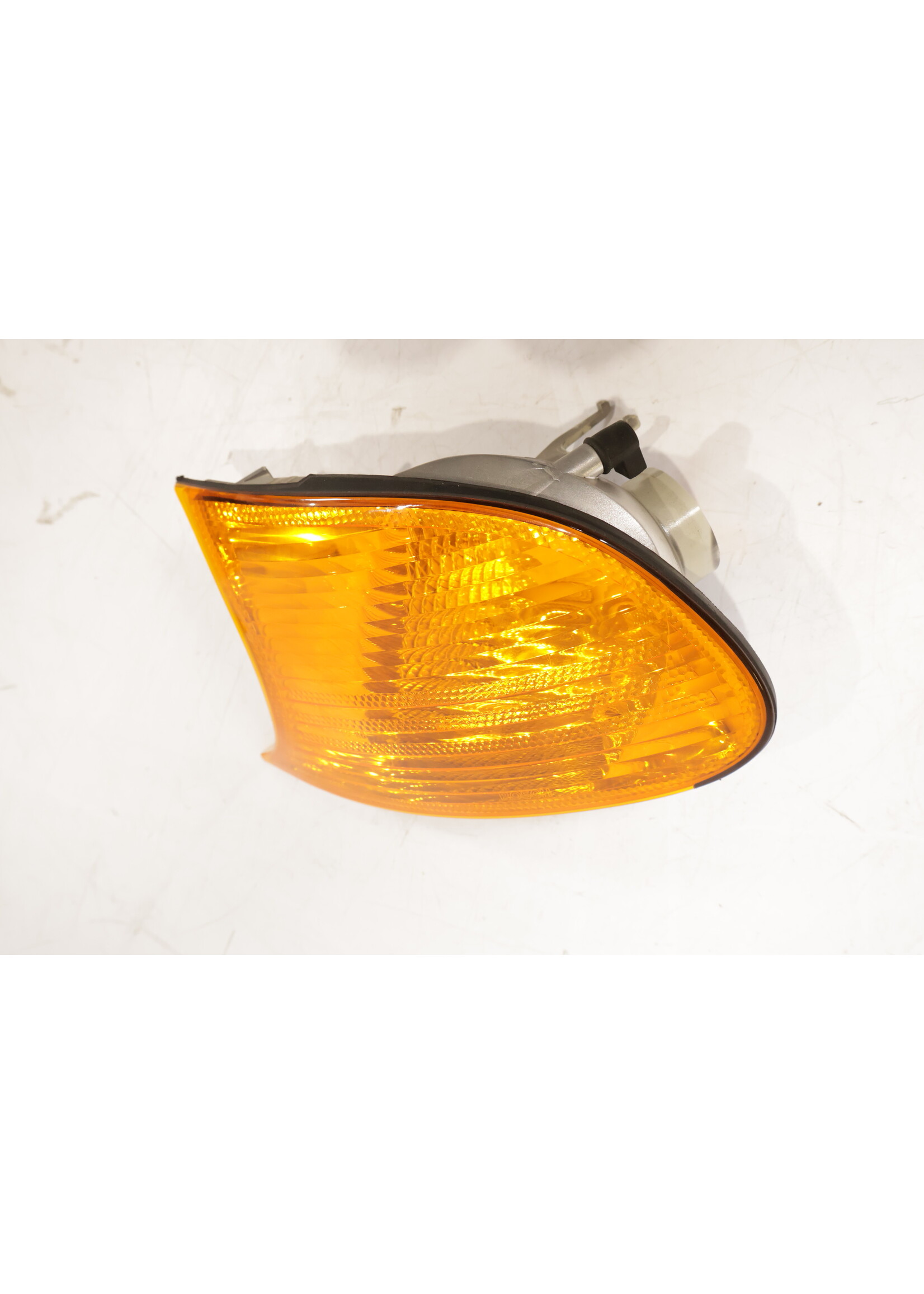 BMW BMW 3er E46 Coupe / Cabrio OEM Blinker links orange 63136919649 6919649
