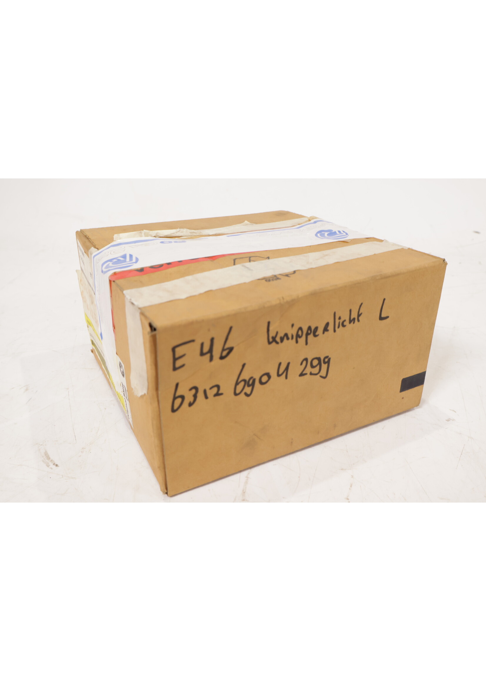 BMW BMW 3 Serie E46 Coupe / Cabrio OEM knipperlicht links oranje 63136919649 6919649