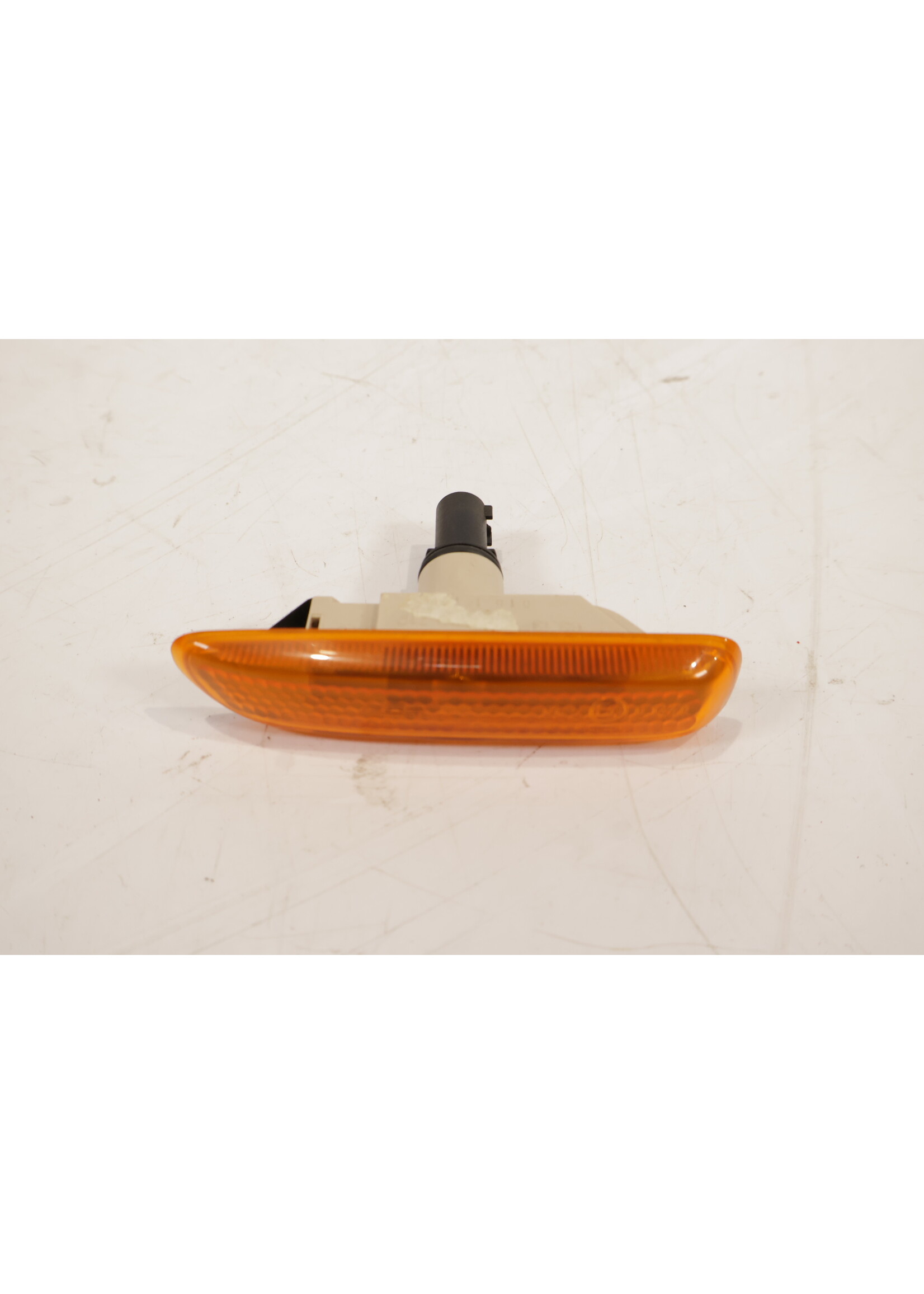 BMW BMW E46 3er OEM Blinker links in der Seitenscheibe NEU! 63138370719 8370719
