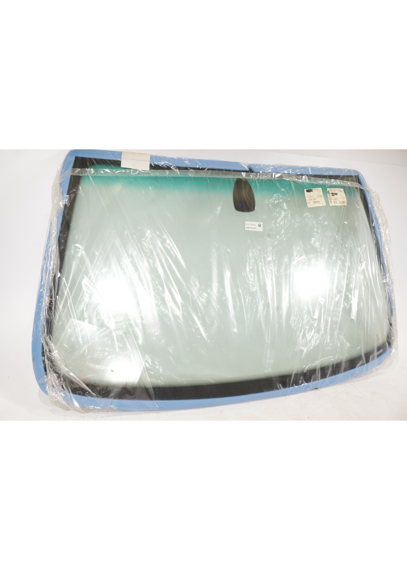 BMW BMW X5 E53 OEM Windscreen with rain sensor NEW! 51317064862 7064862