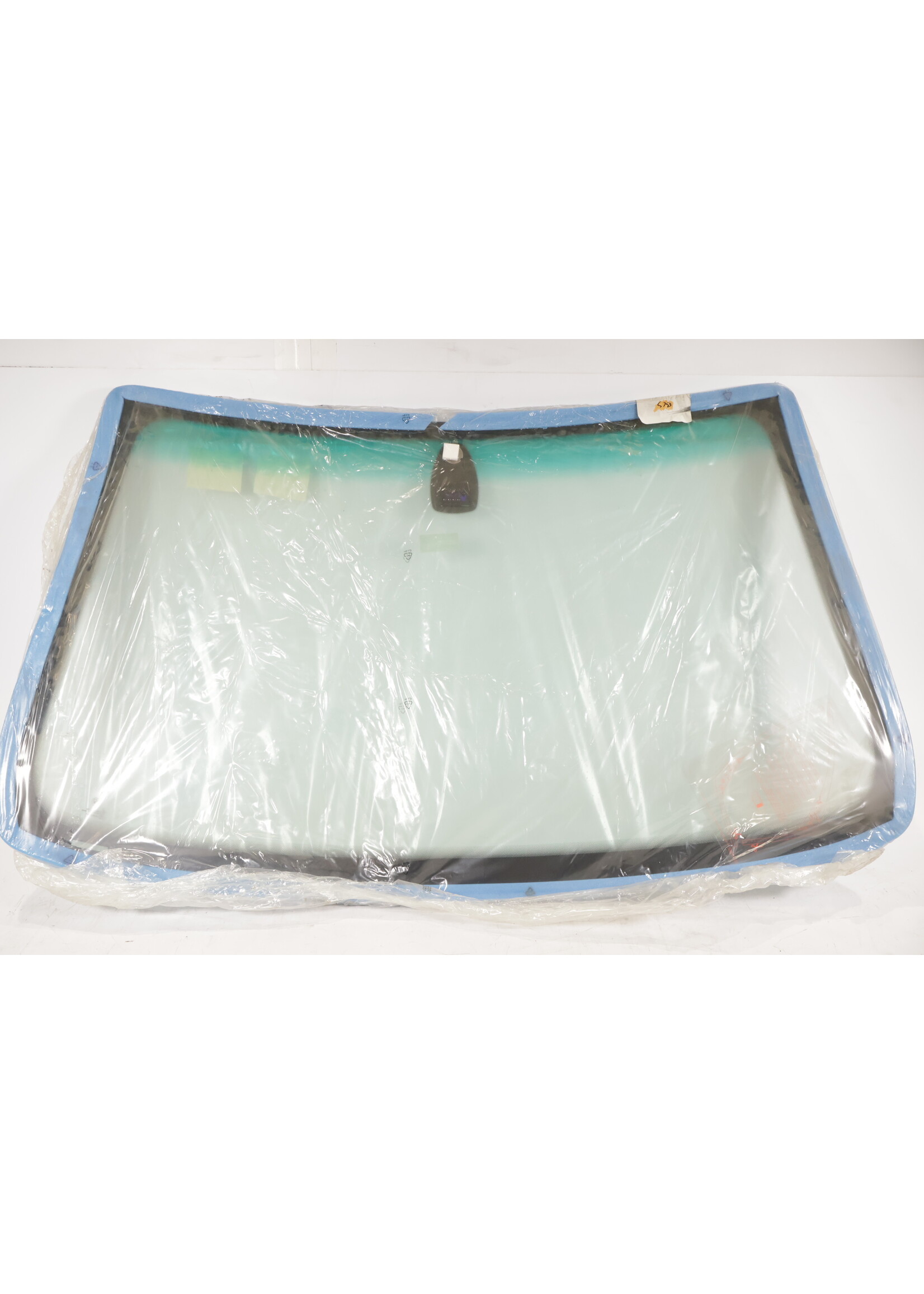 BMW BMW X5 E53 OEM Windscreen with rain sensor NEW! 51317064862 7064862