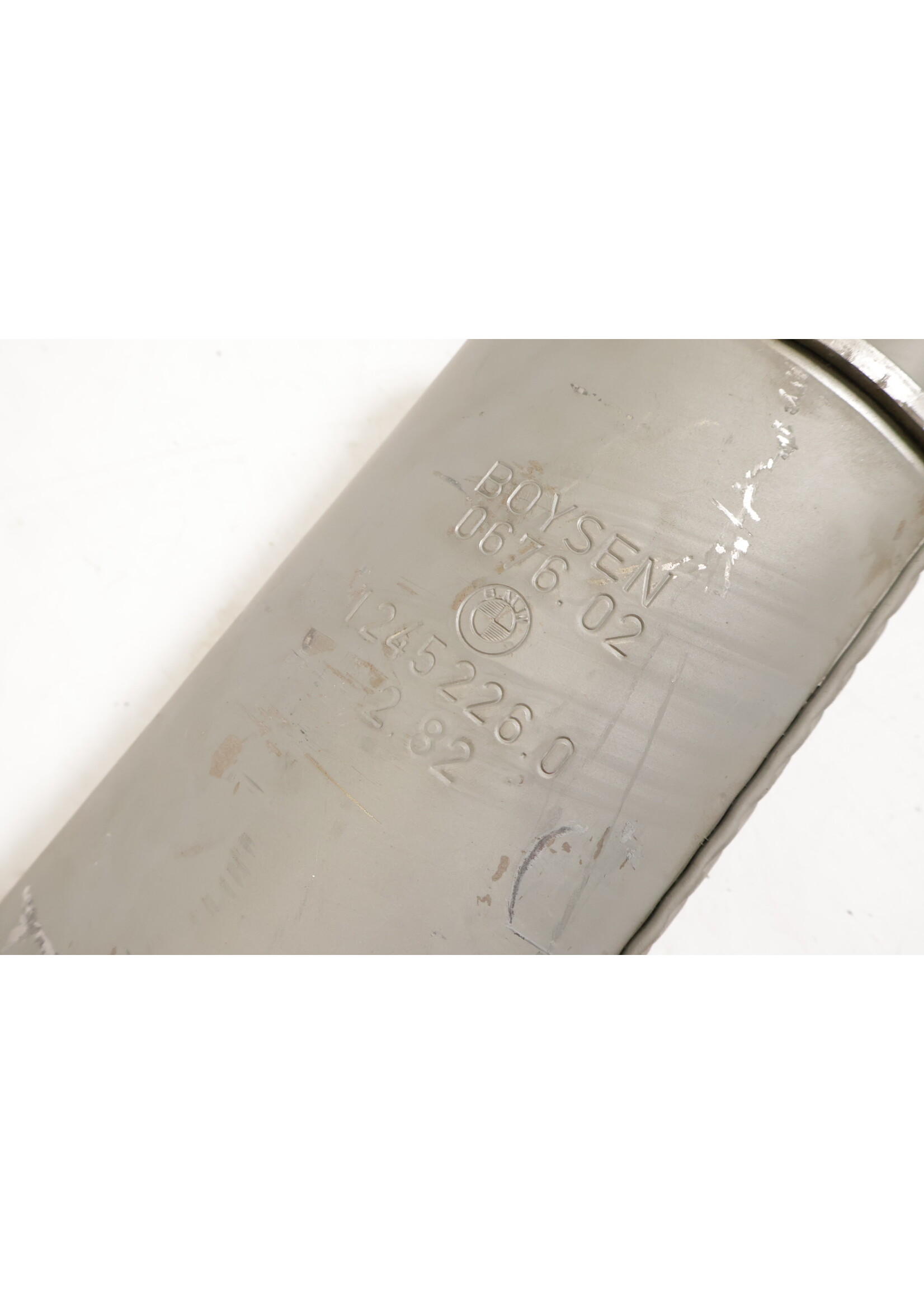 BMW BMW 5 Serie E12 OEM Middendemper uitlaat 6 cilinder NIEUW! 18121246387