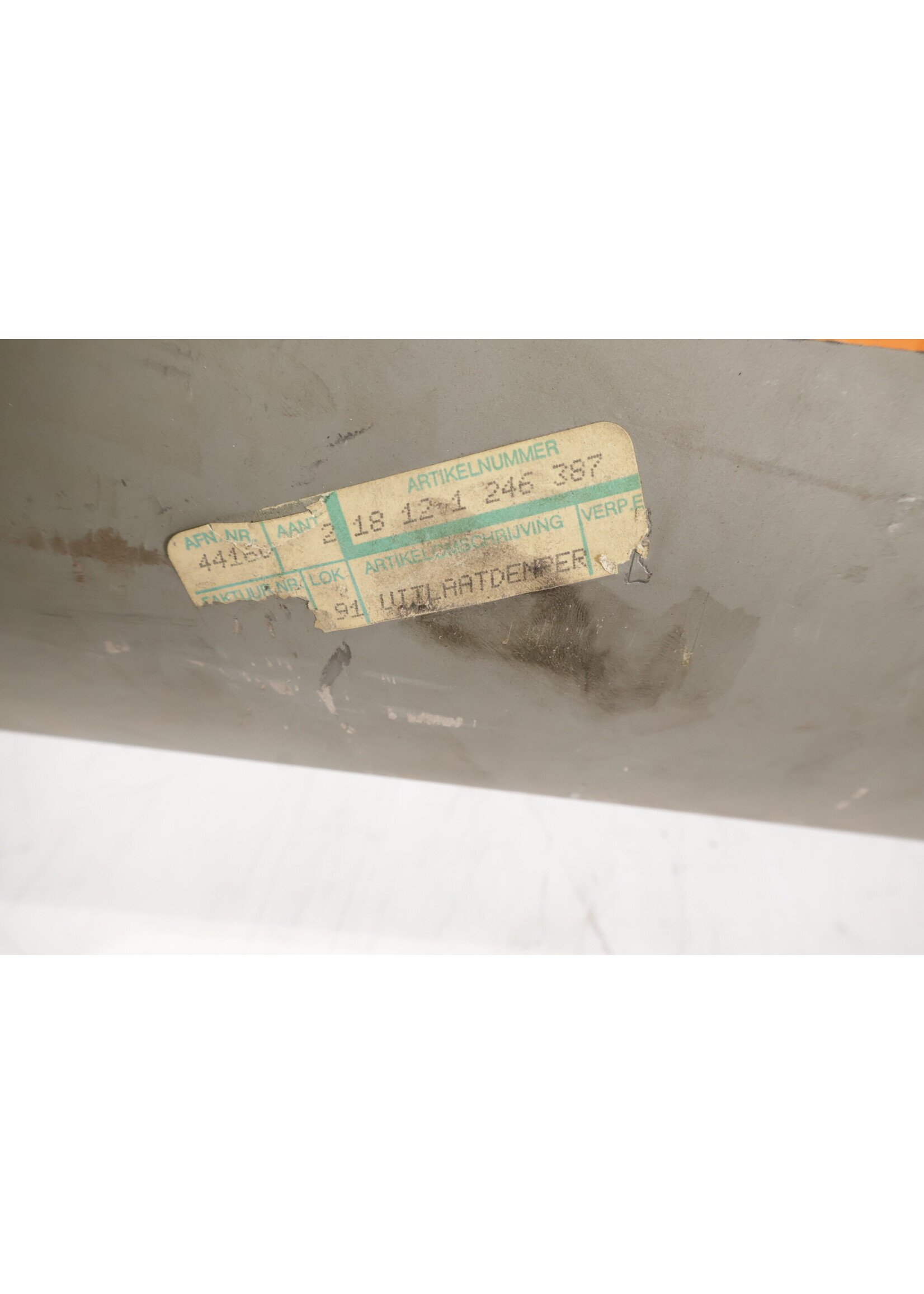 BMW BMW 5 Serie E34 OEM Einddemper uitlaat 524td NIEUW! 18102242854