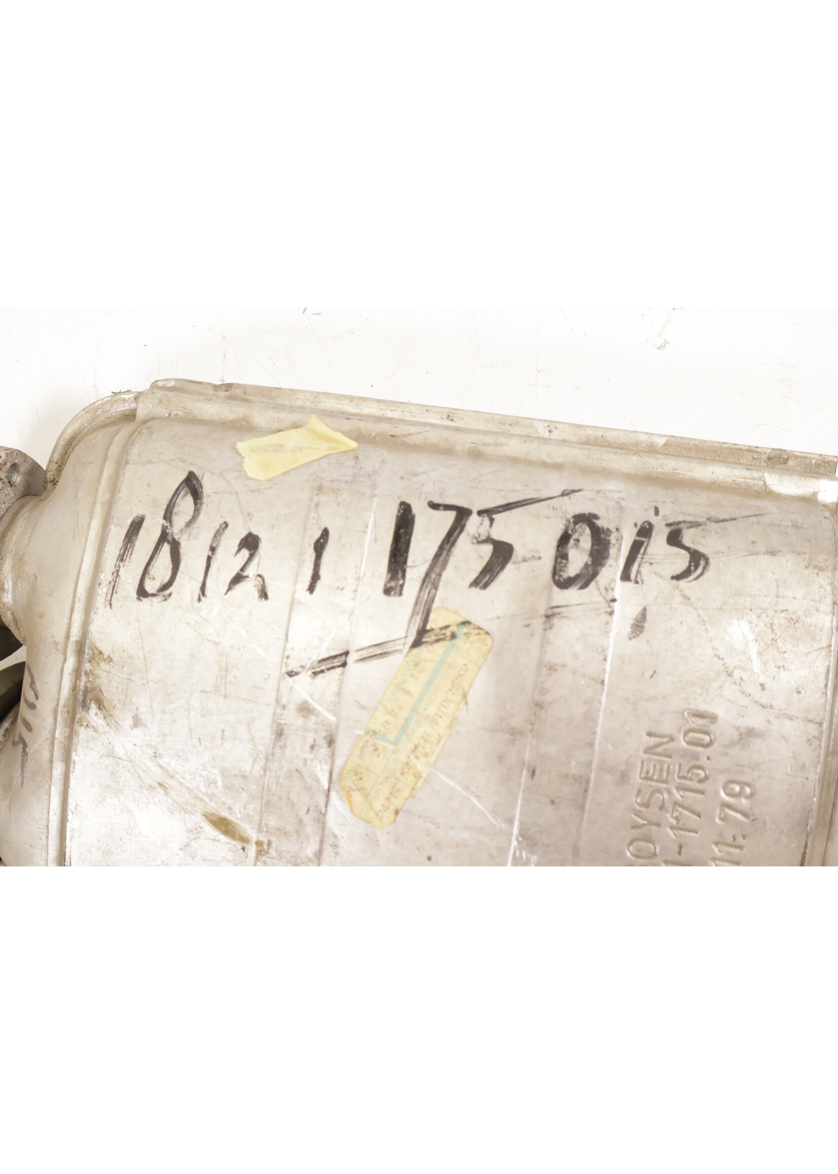 BMW BMW 7 Serie E23 OEM Demper uitlaat NIEUW! 112138201000 - Copy