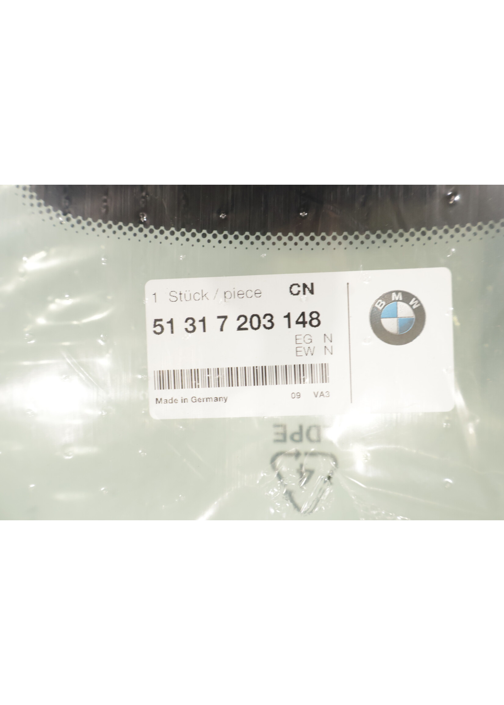 BMW  BMW 5 Series F10 F11 OEM Windshield NEW! 51317203148 7203148