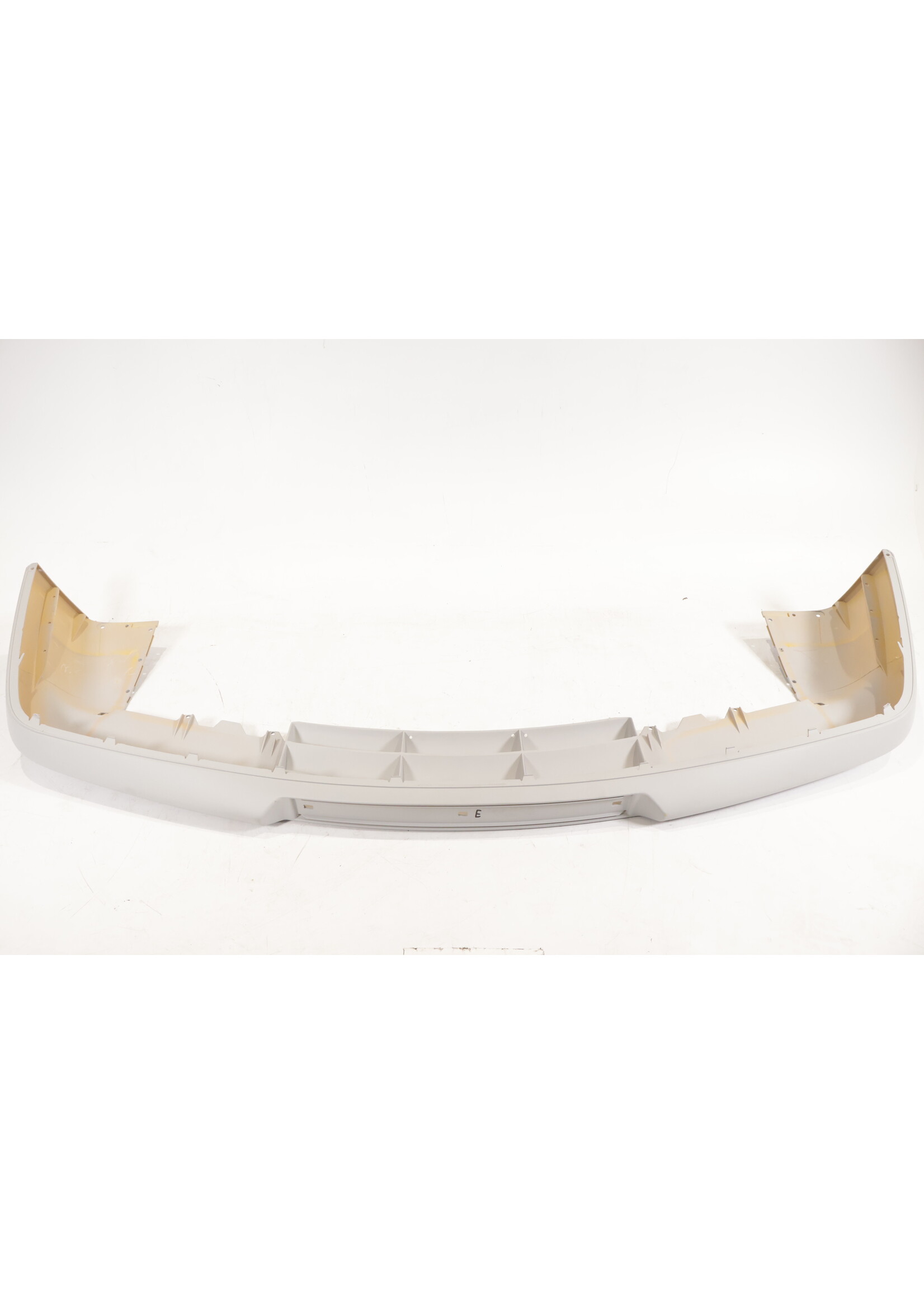 BMW BMW 8 Serie E31 OEM Bumper onderste deel NIEUW! 51118108171 51111940740