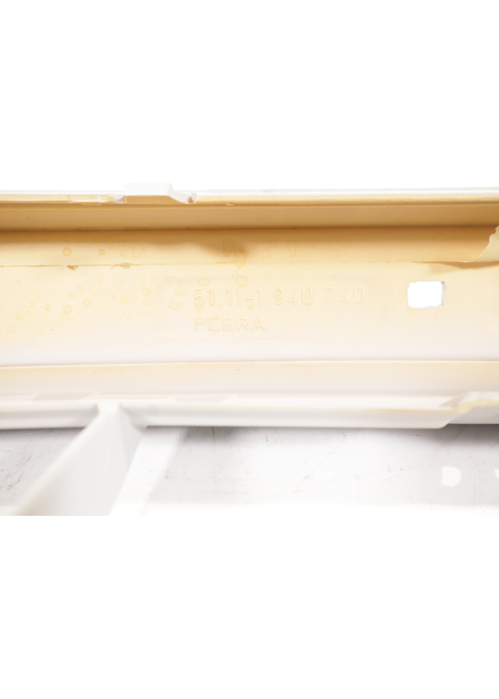 BMW BMW 8 Series E31 OEM Bumper lower part NEW! 51118108171 51111940740