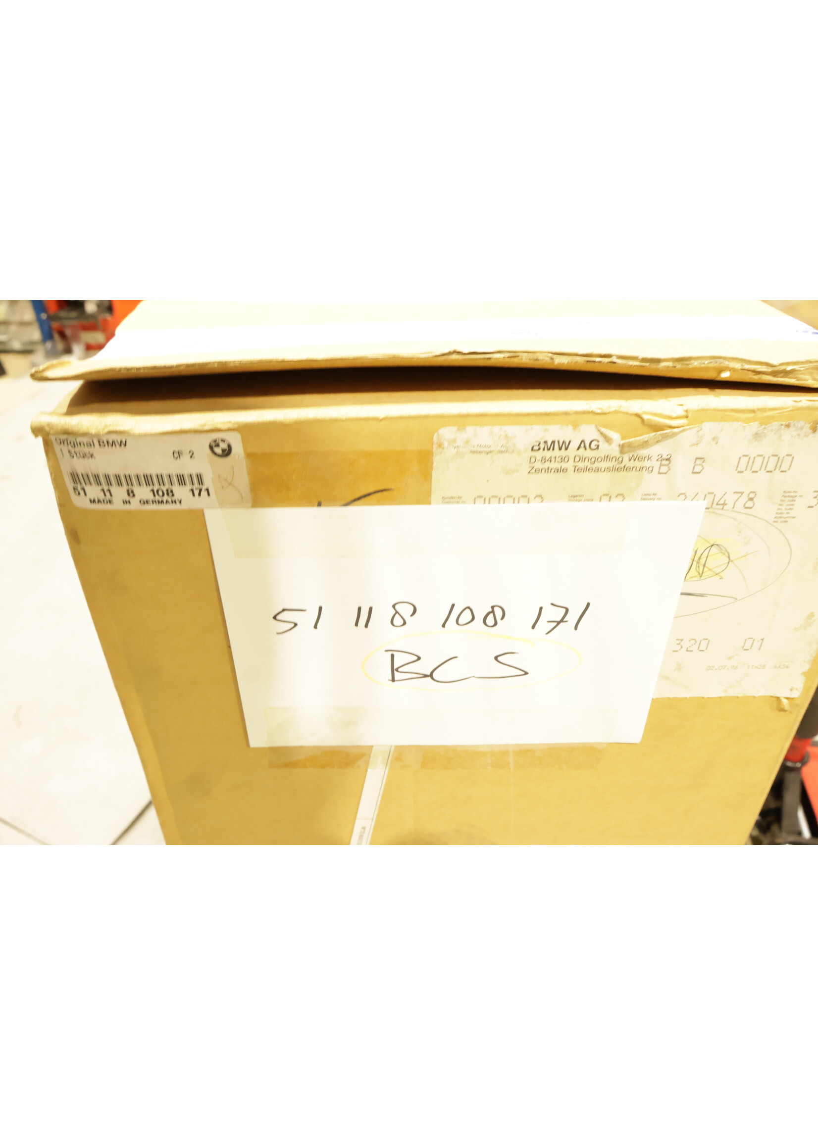 BMW BMW 8er E31 OEM Stoßstangenunterteil NEU! 51118108171 51111940740