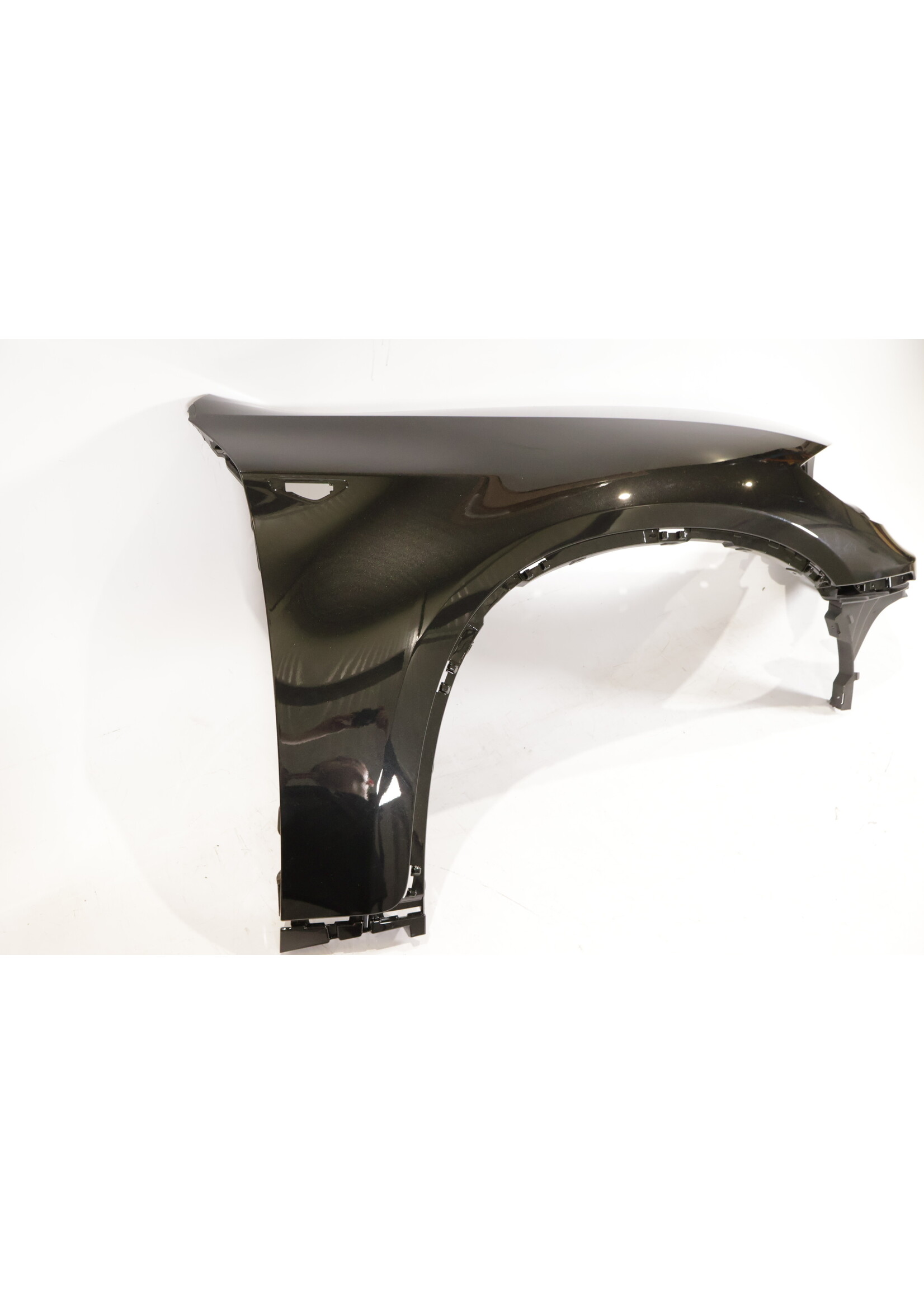 BMW BMW X6 E71 OEM Side panel right NEW! 51657052400 7052400