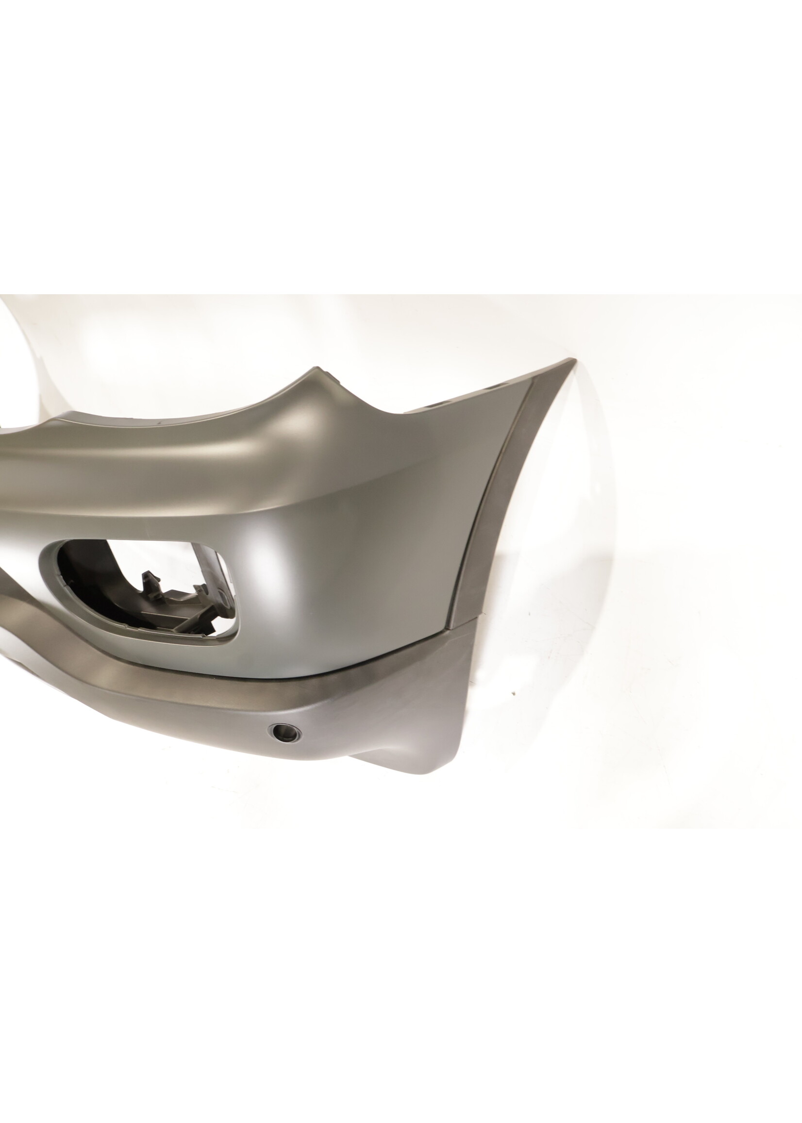 BMW BMW X5 E53 OEM Voorbumper facelift NIEUW! 51117129295 7129295